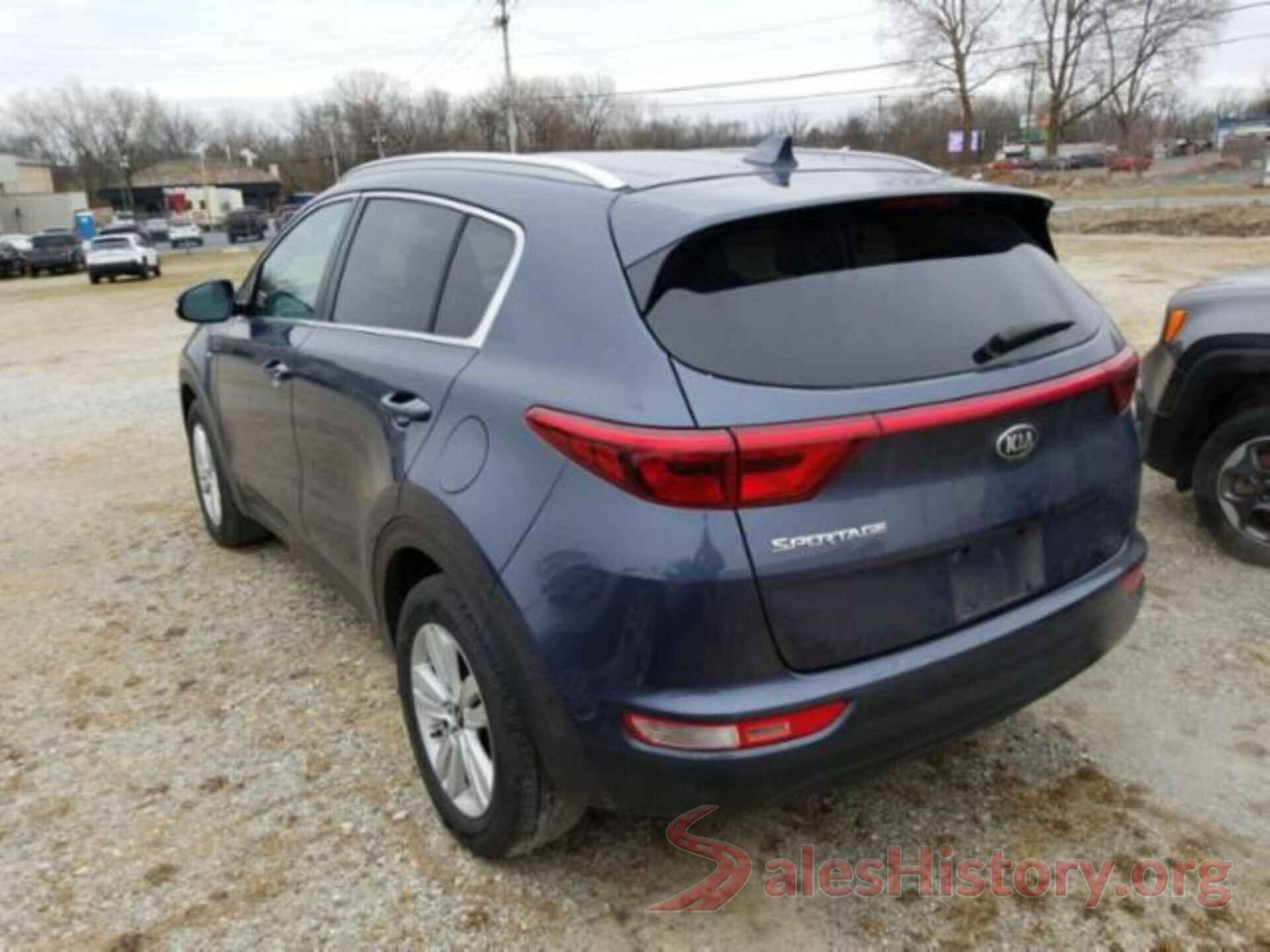 KNDPMCAC0J7362898 2018 KIA SPORTAGE