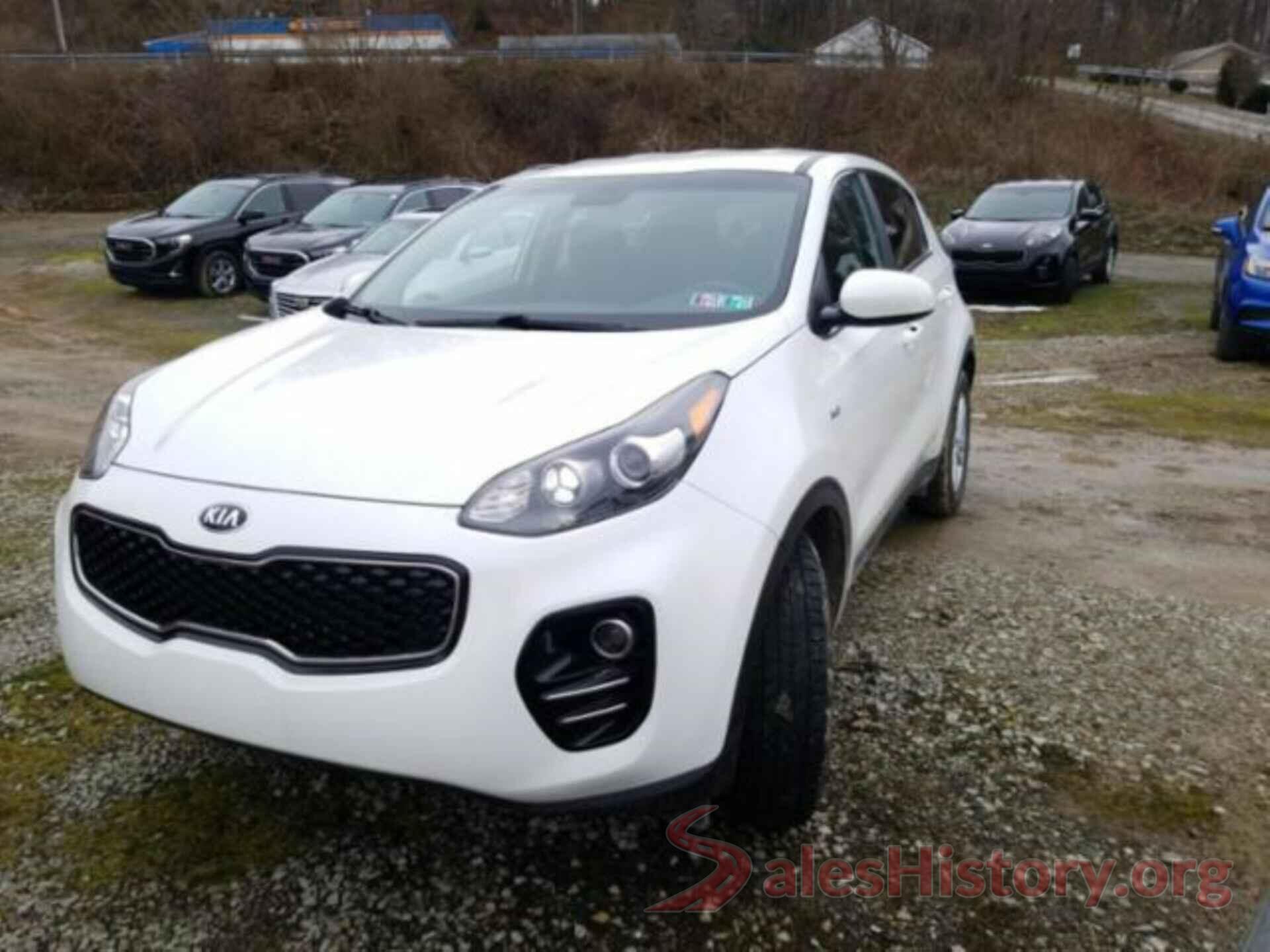 KNDPMCAC0J7408682 2018 KIA SPORTAGE