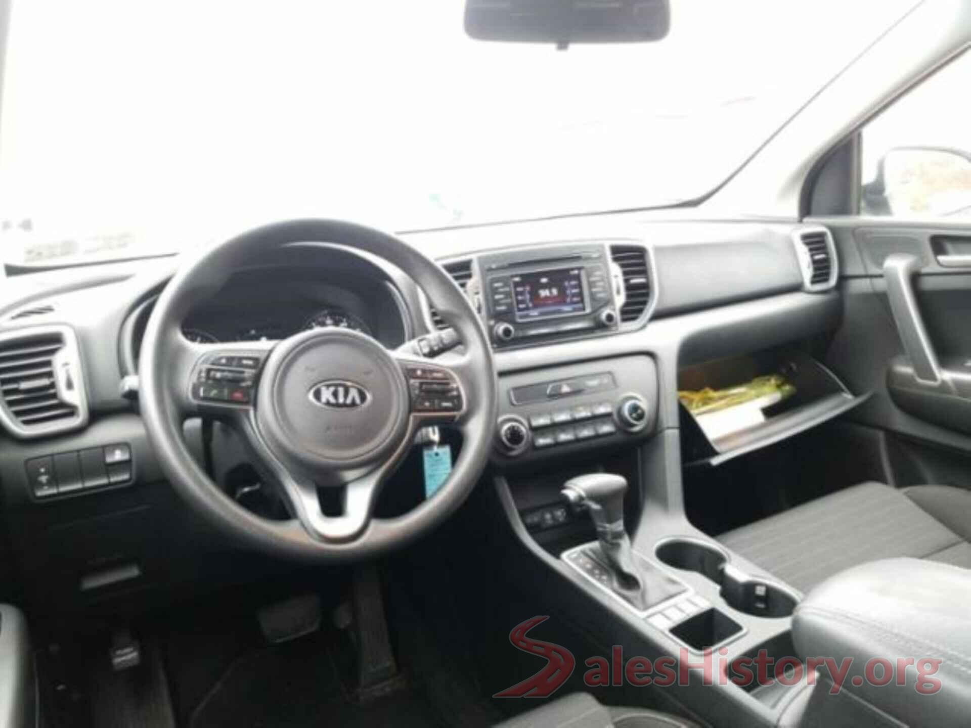 KNDPMCAC0J7408682 2018 KIA SPORTAGE