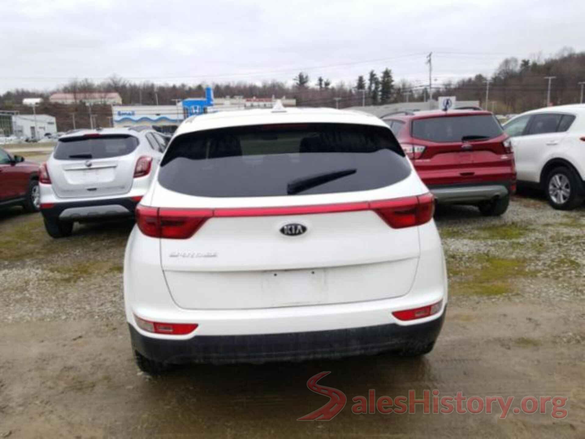 KNDPMCAC0J7408682 2018 KIA SPORTAGE