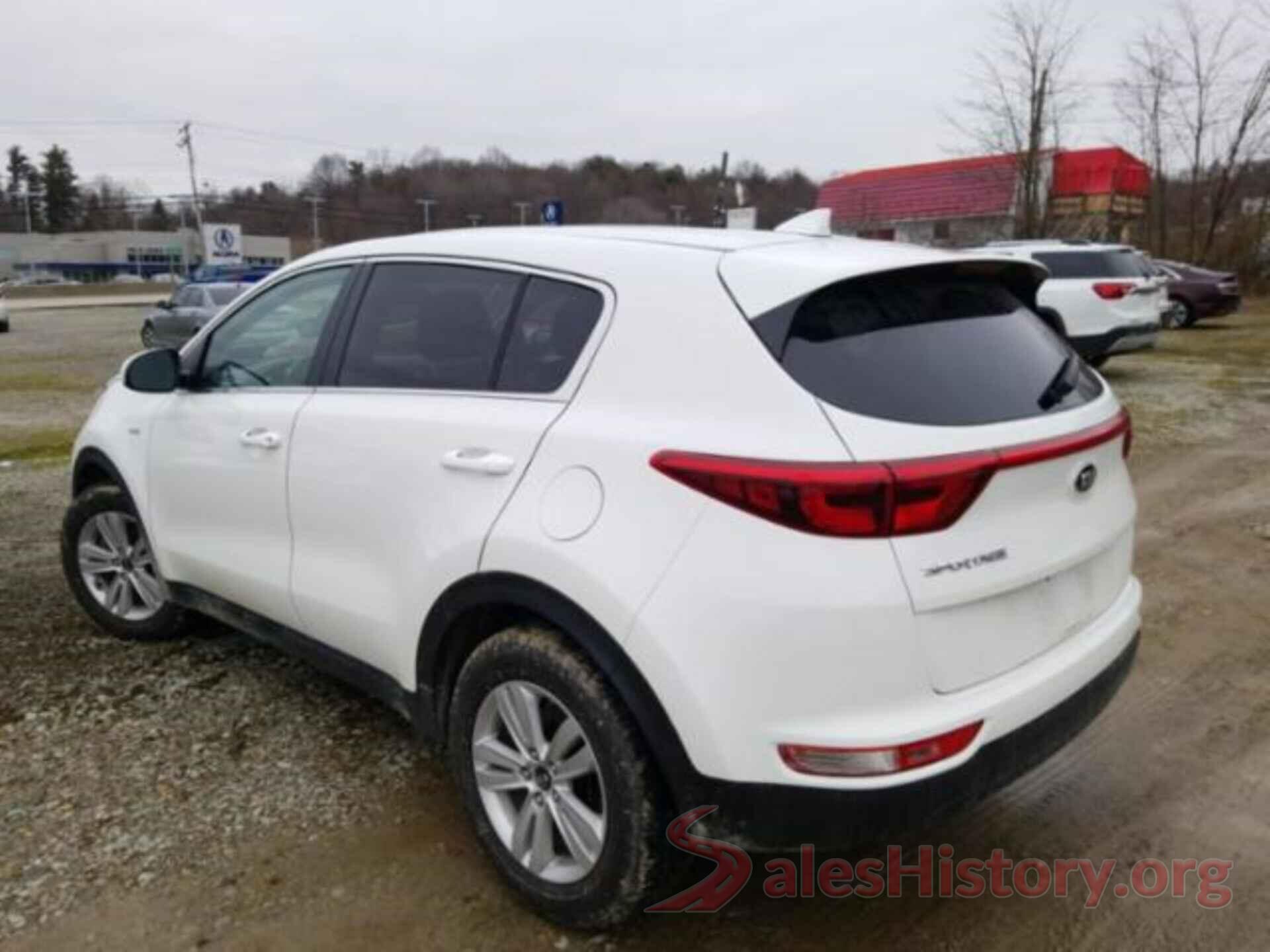 KNDPMCAC0J7408682 2018 KIA SPORTAGE