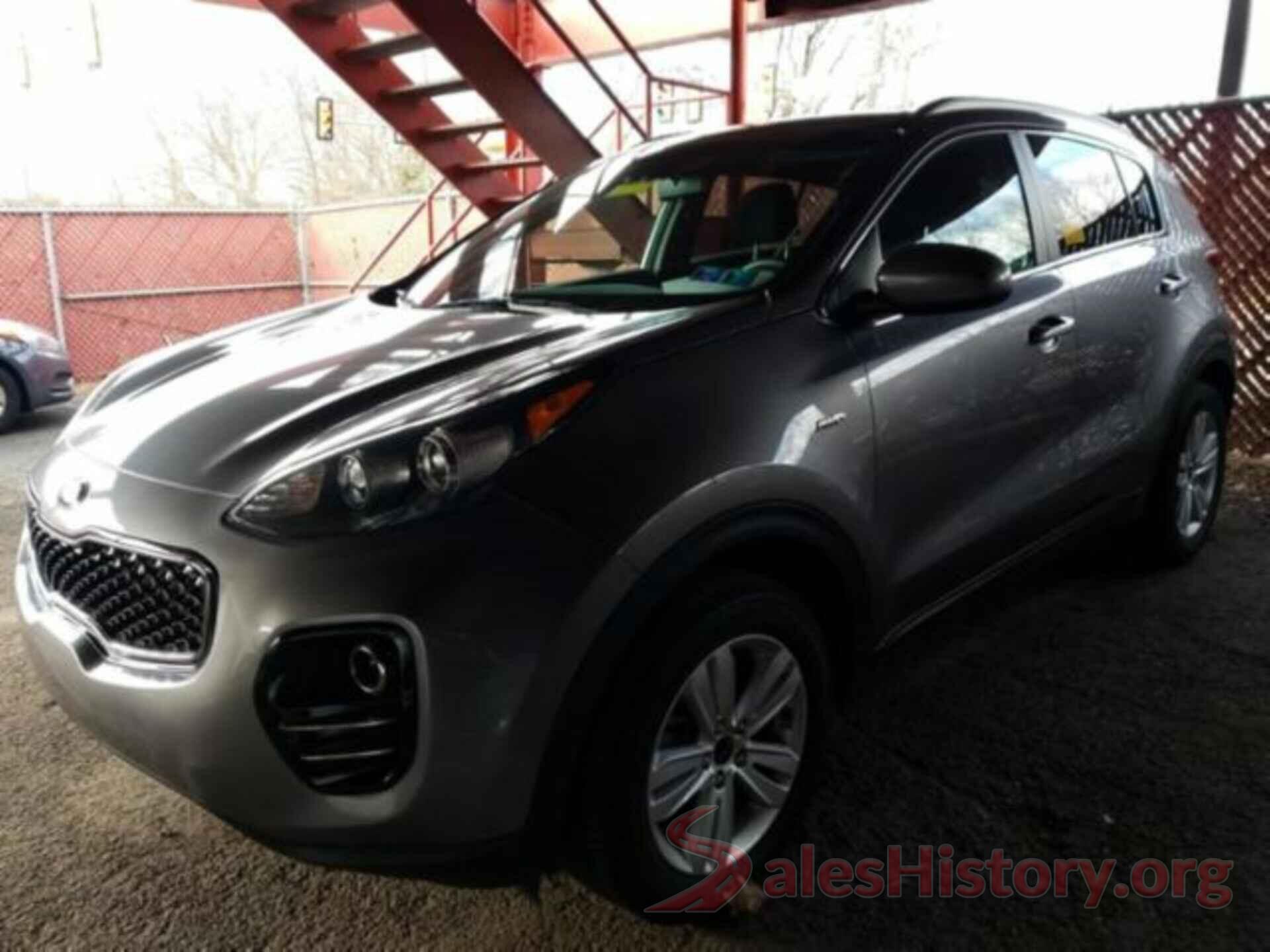 KNDPMCAC9H7295146 2017 KIA SPORTAGE