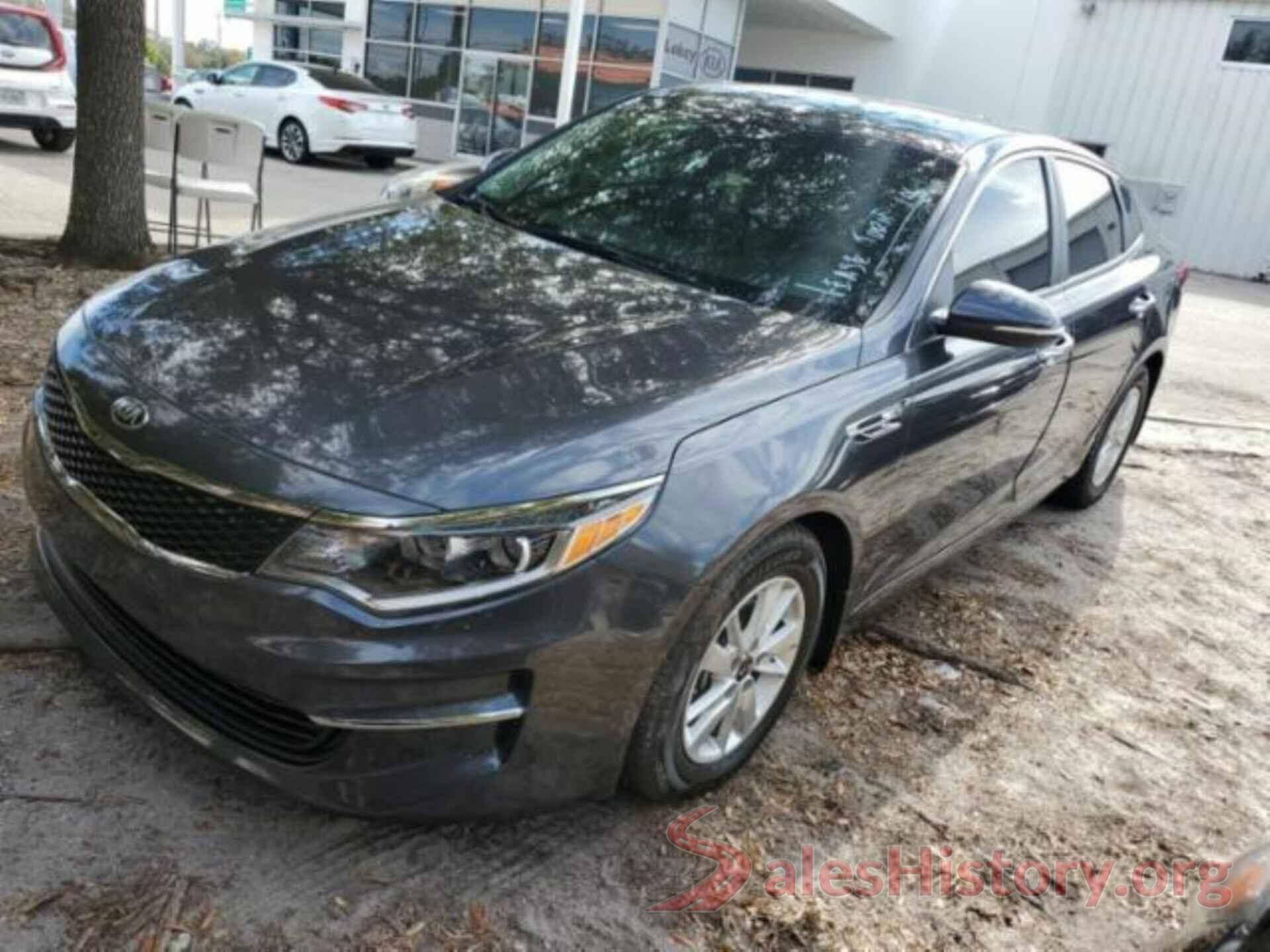 KNAGT4L30J5221988 2018 KIA OPTIMA