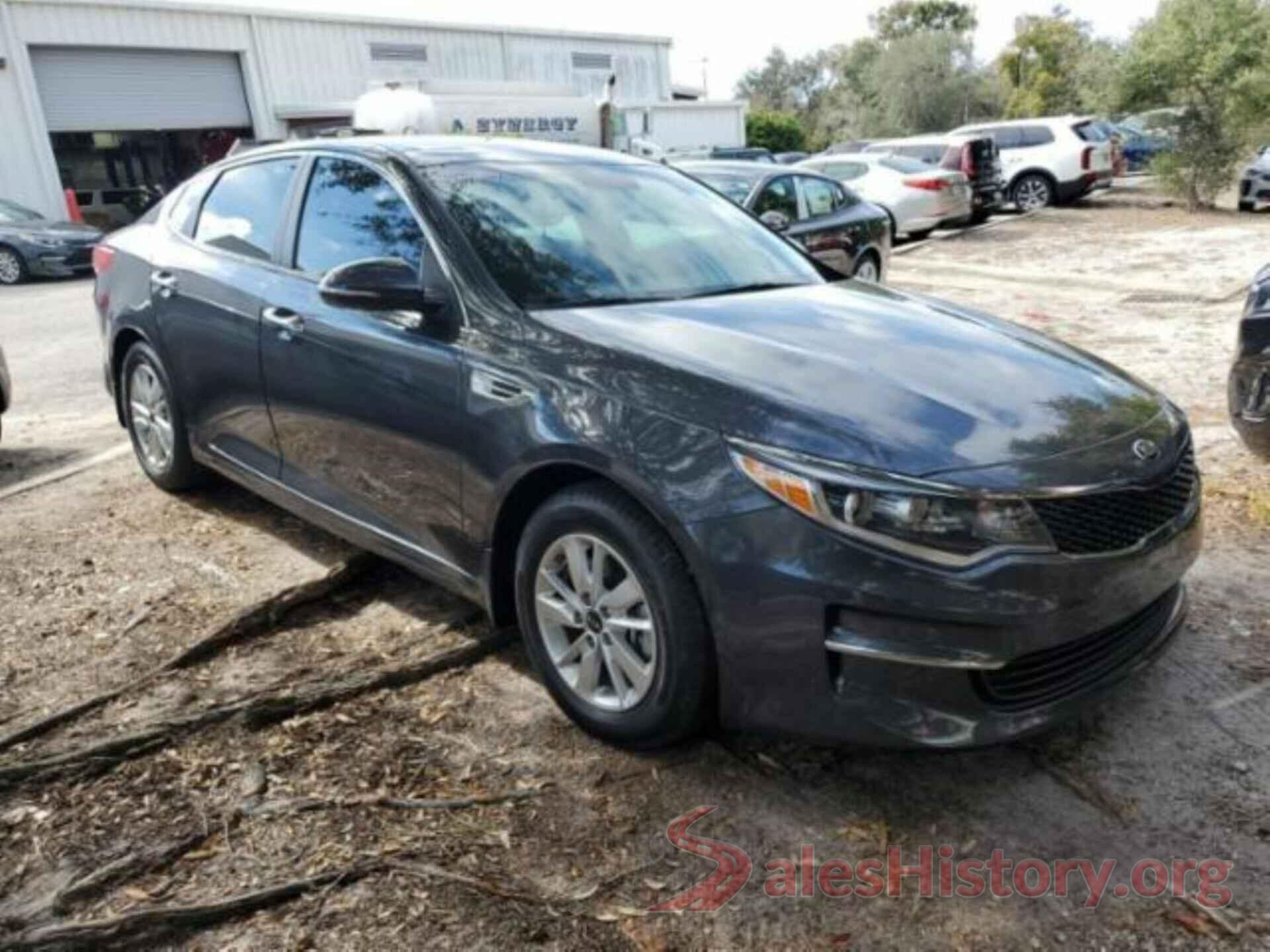 KNAGT4L30J5221988 2018 KIA OPTIMA