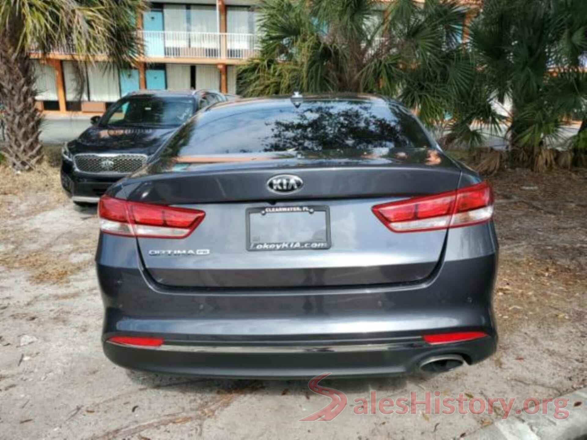 KNAGT4L30J5221988 2018 KIA OPTIMA