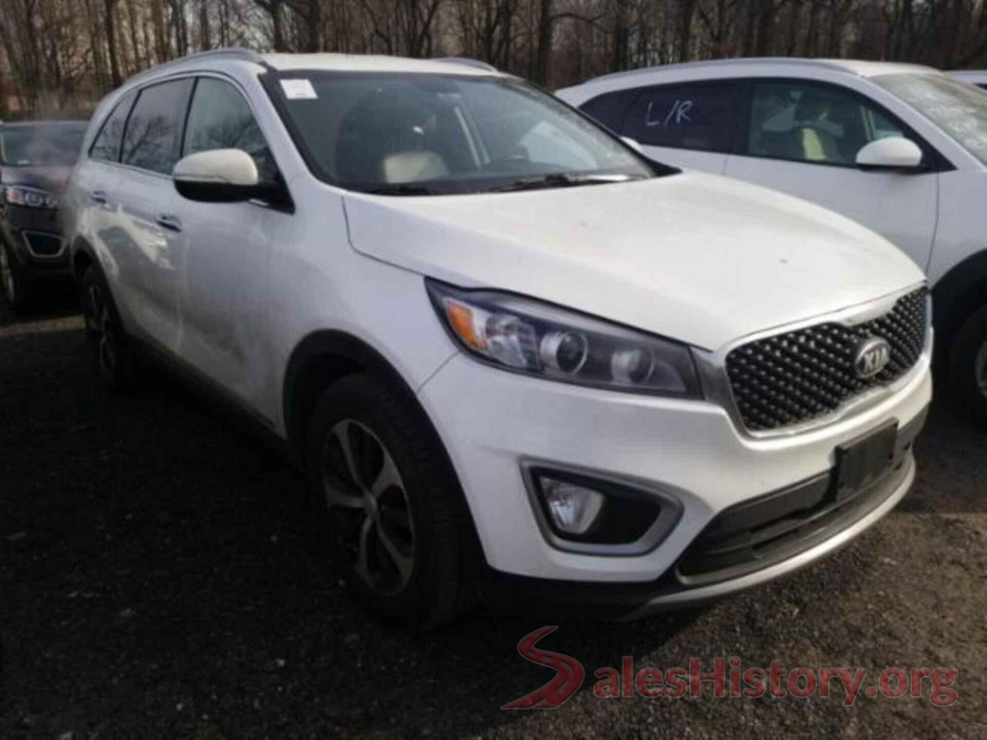 5XYPHDA53JG395876 2018 KIA SORENTO