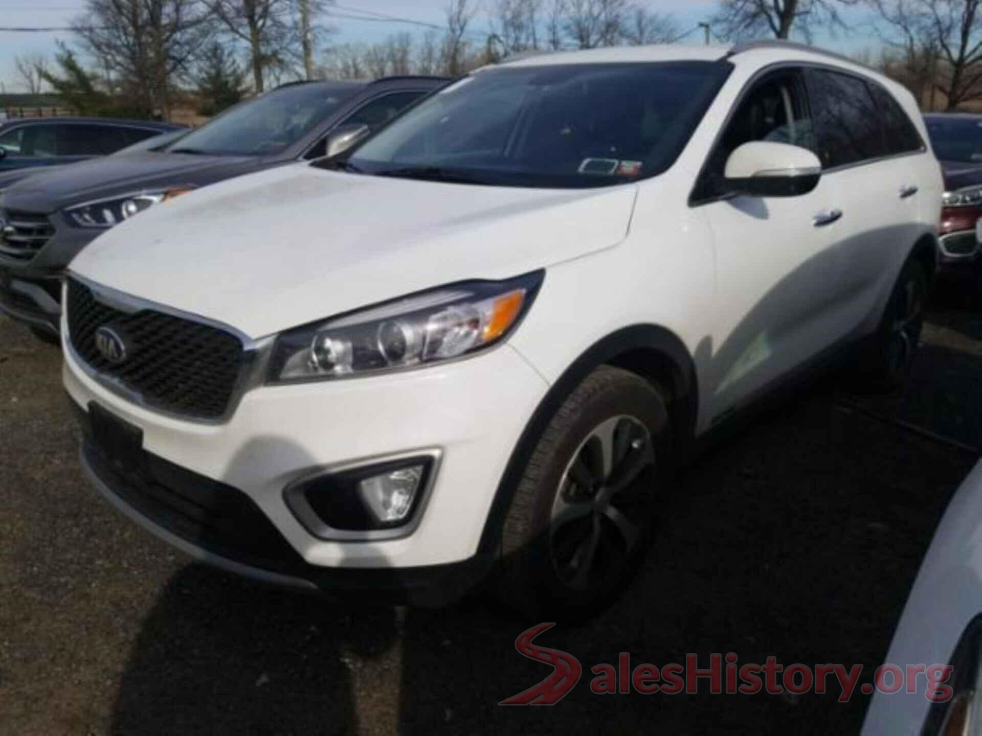 5XYPHDA53JG395876 2018 KIA SORENTO