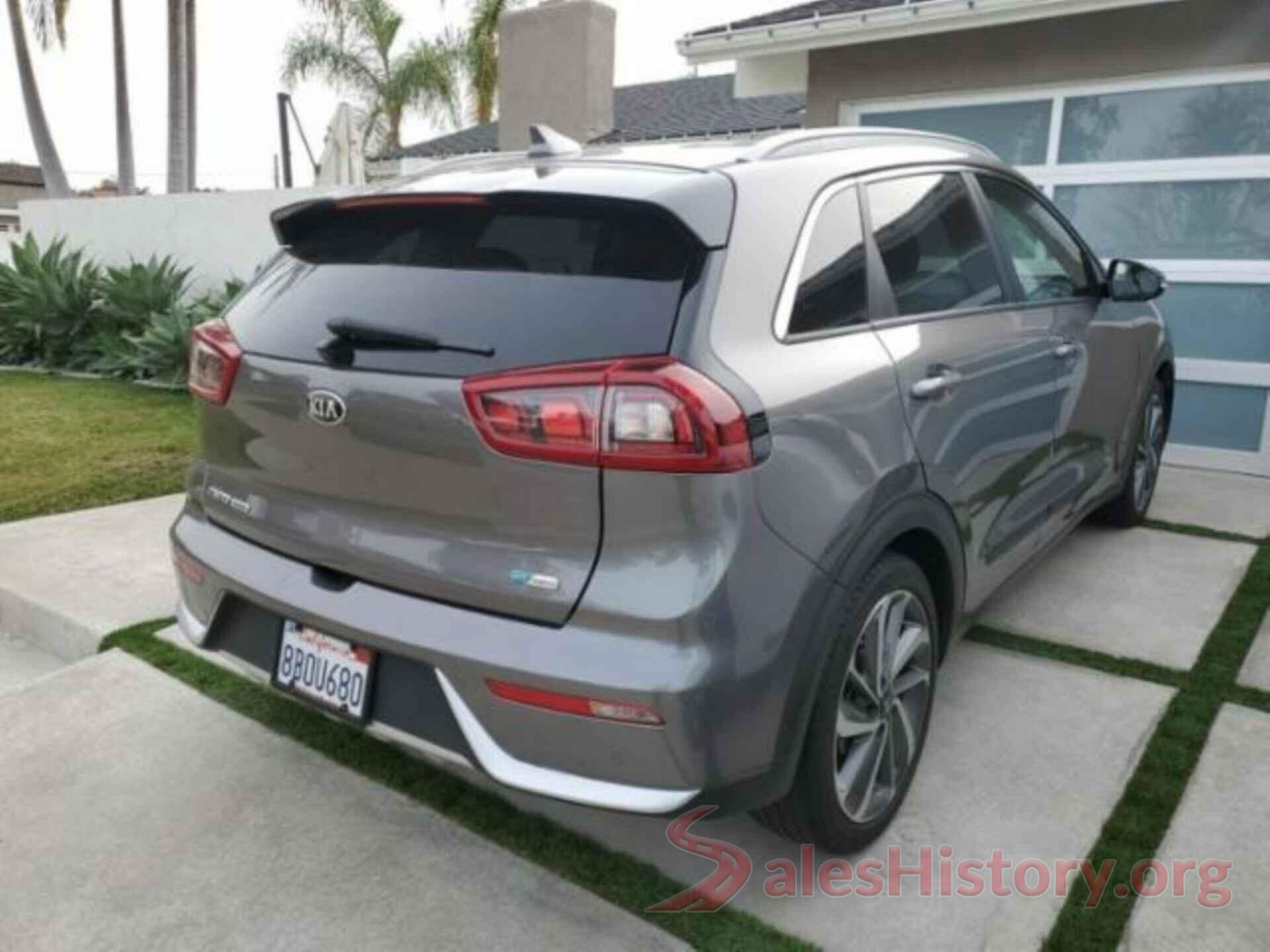 KNDCE3LC0J5145534 2018 KIA NIRO