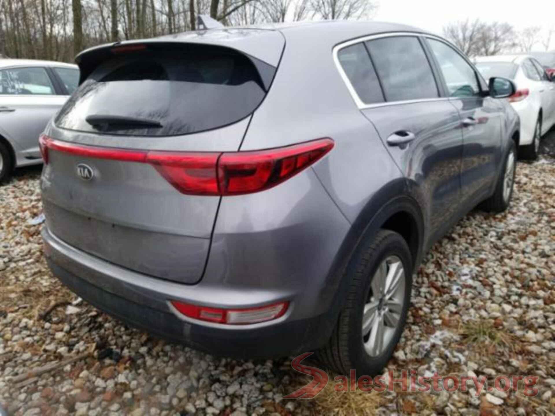 KNDPMCAC1J7394971 2018 KIA SPORTAGE