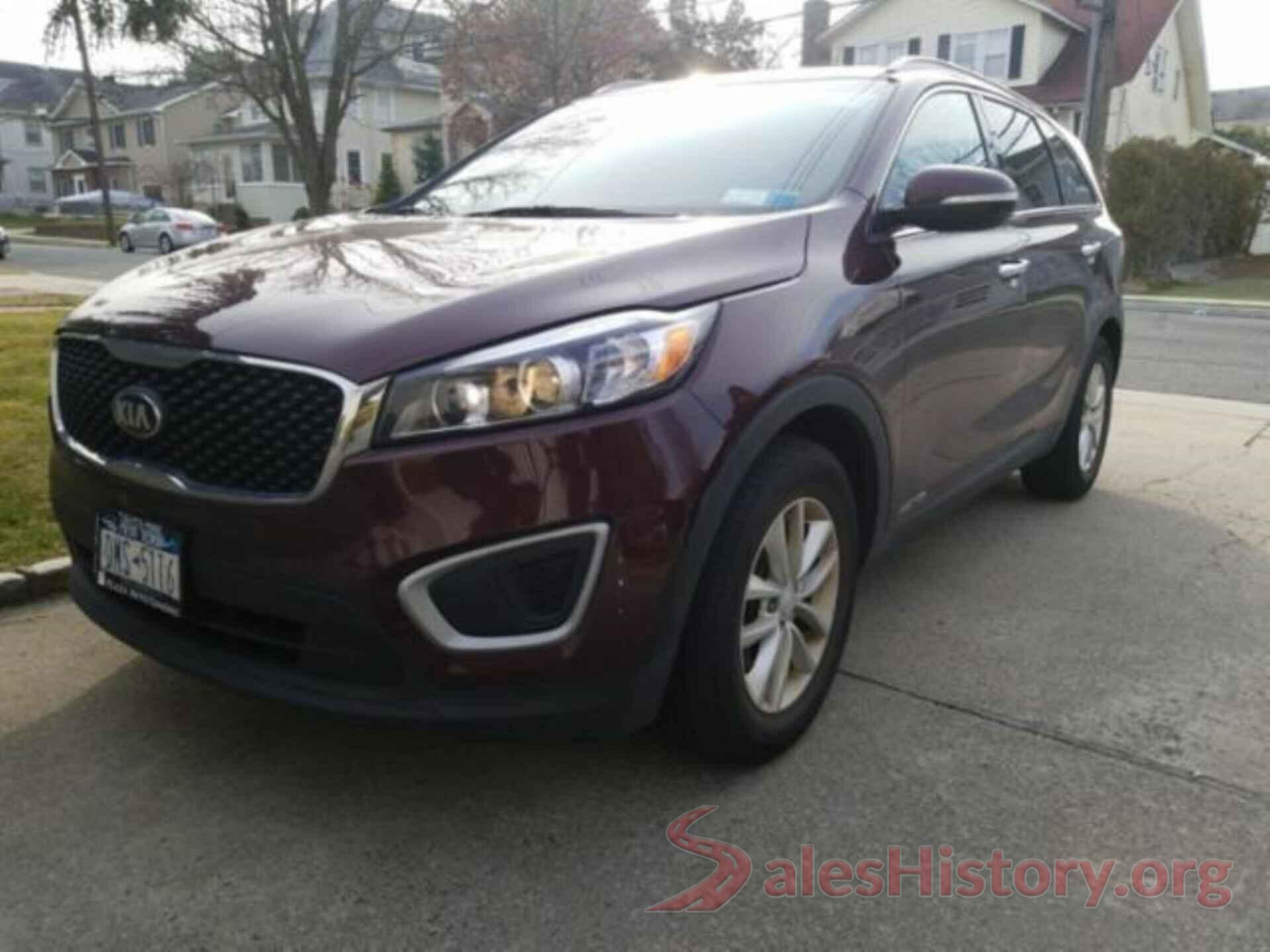 5XYPGDA52JG413187 2018 KIA SORENTO