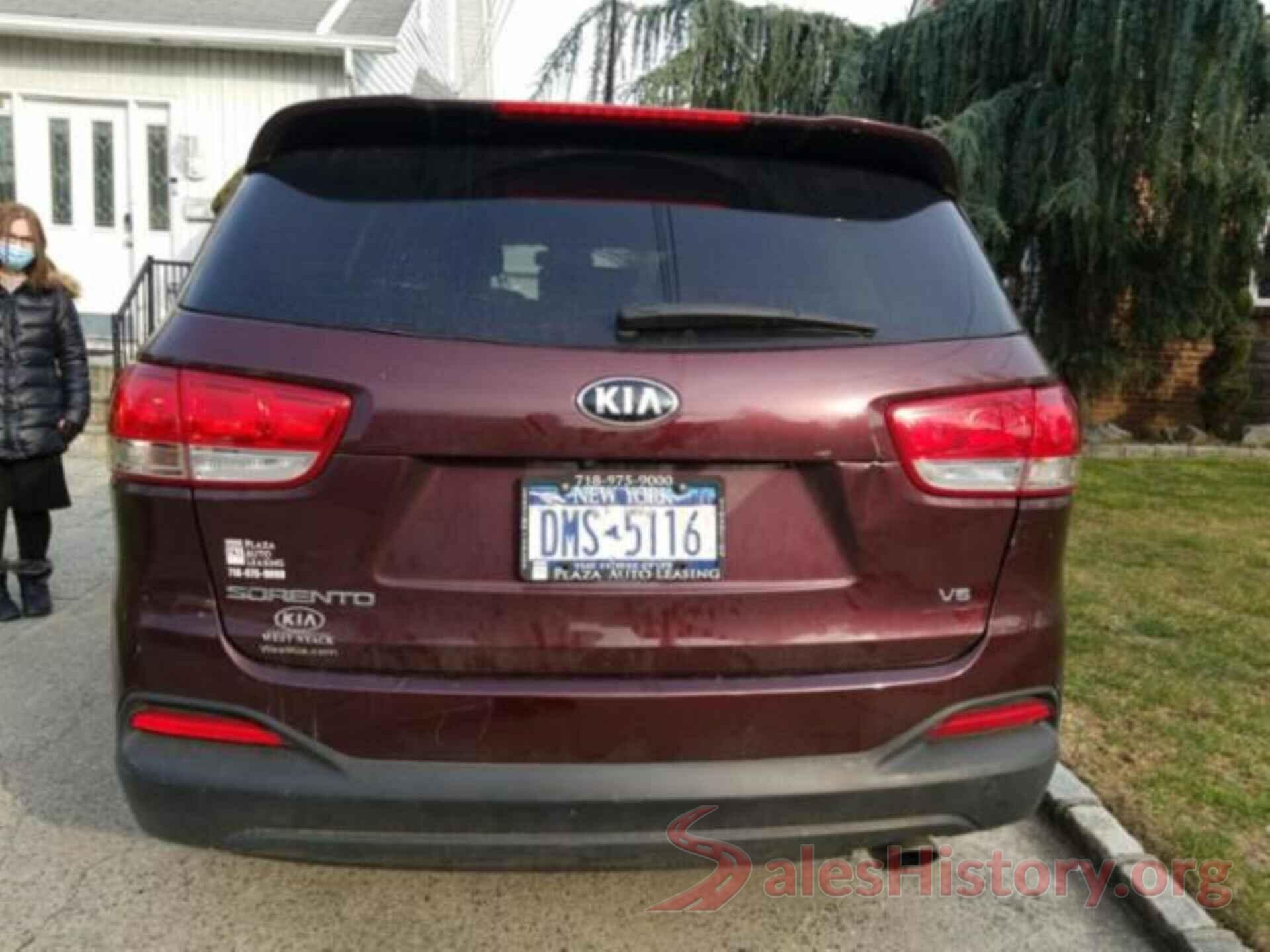 5XYPGDA52JG413187 2018 KIA SORENTO