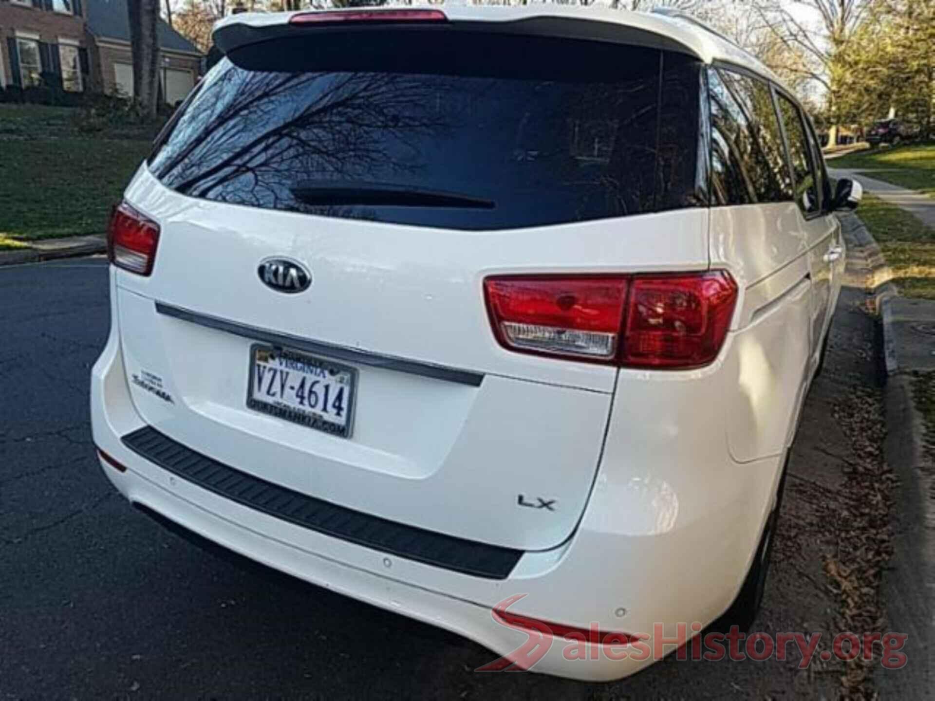 KNDMB5C17H6325041 2017 KIA SEDONA