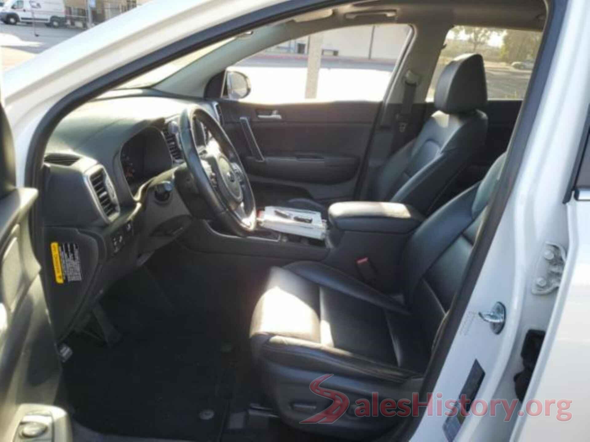 KNDPNCAC3H7205986 2017 KIA SPORTAGE