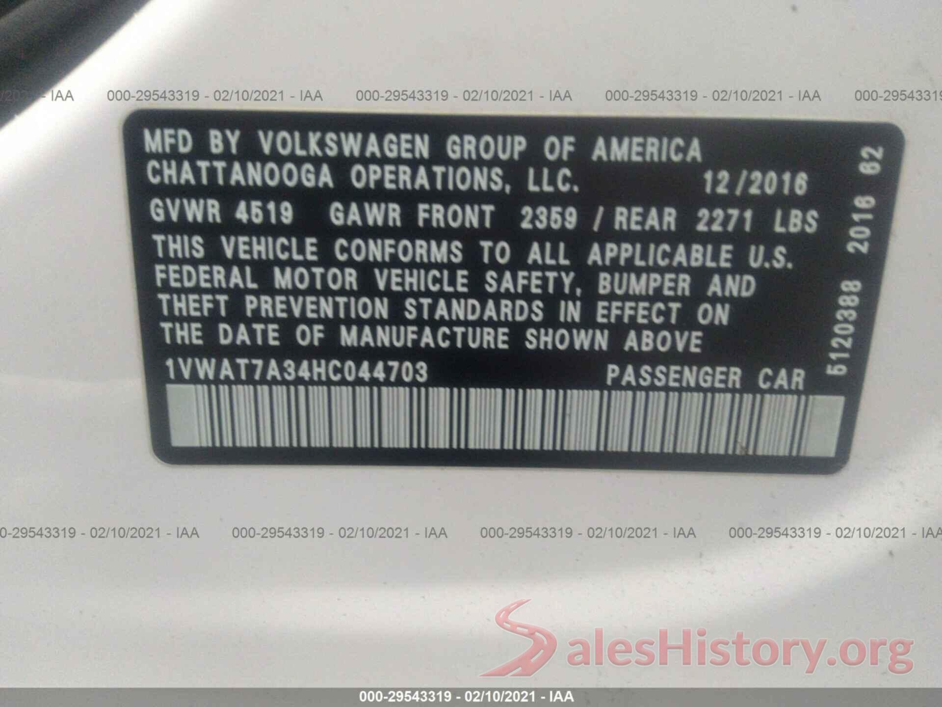 1VWAT7A34HC044703 2017 VOLKSWAGEN PASSAT