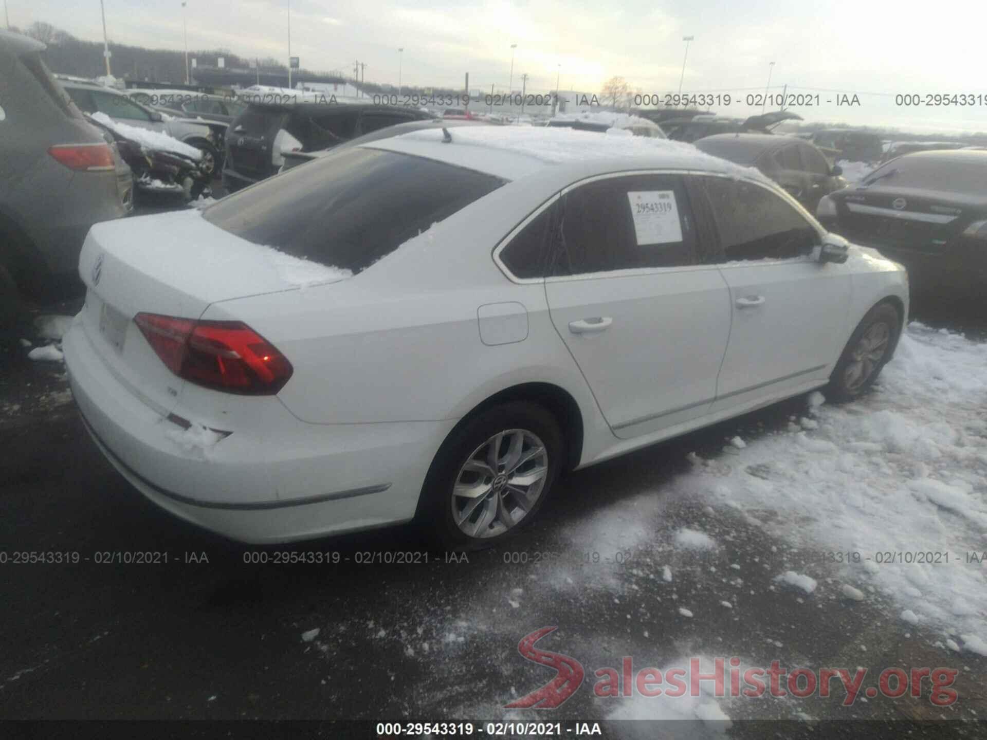 1VWAT7A34HC044703 2017 VOLKSWAGEN PASSAT