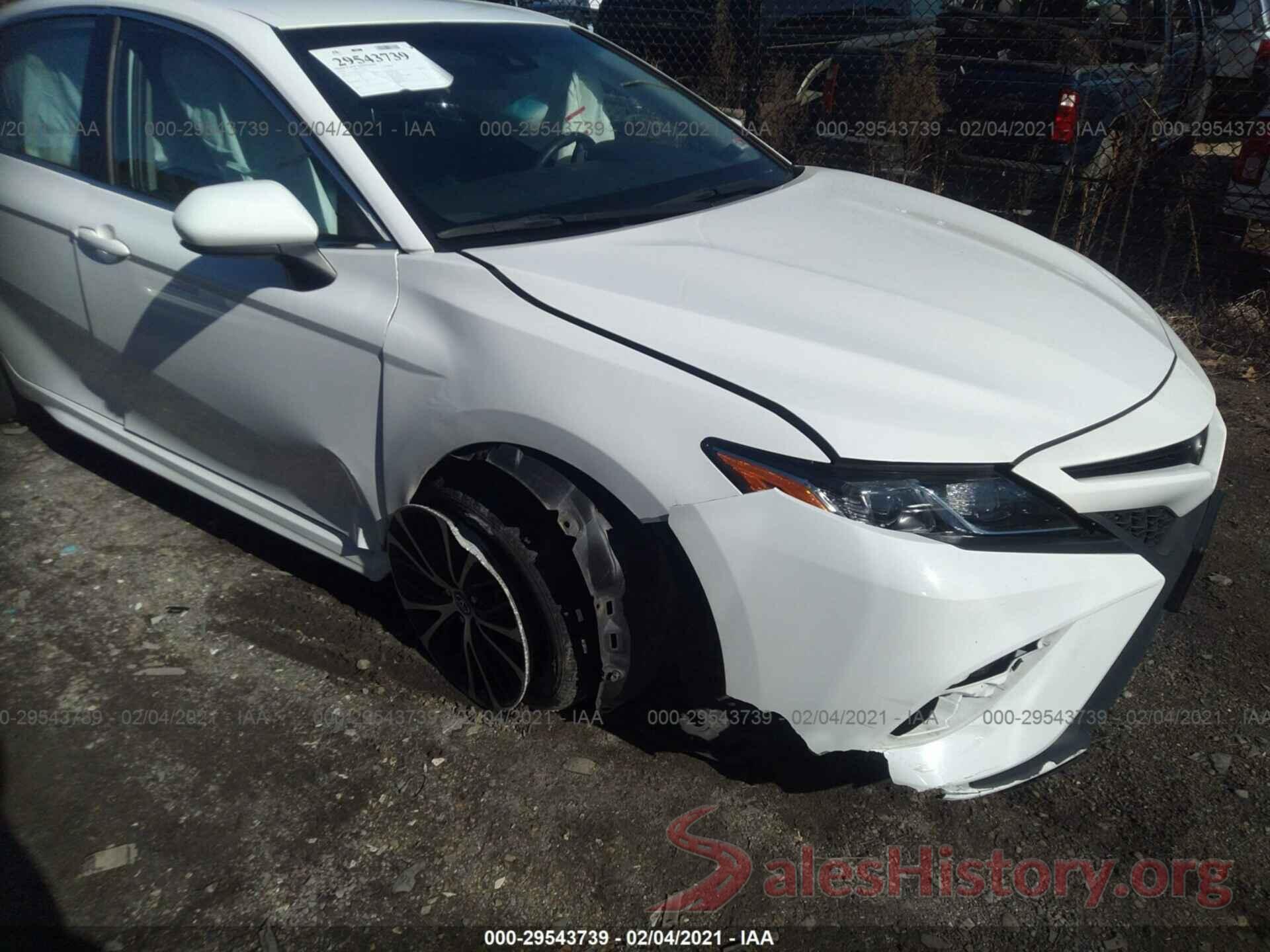 4T1B11HK5JU003791 2018 TOYOTA CAMRY