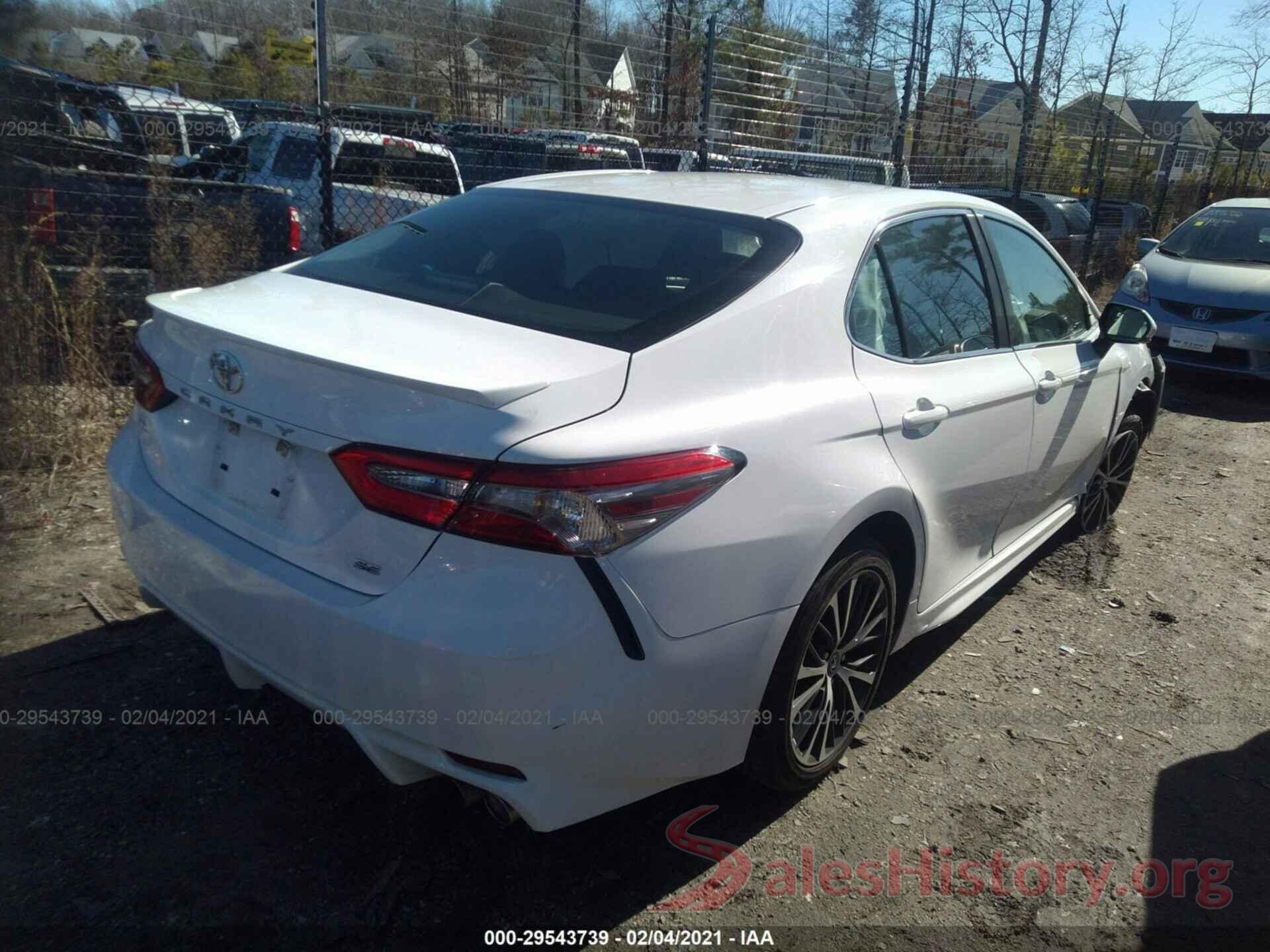 4T1B11HK5JU003791 2018 TOYOTA CAMRY