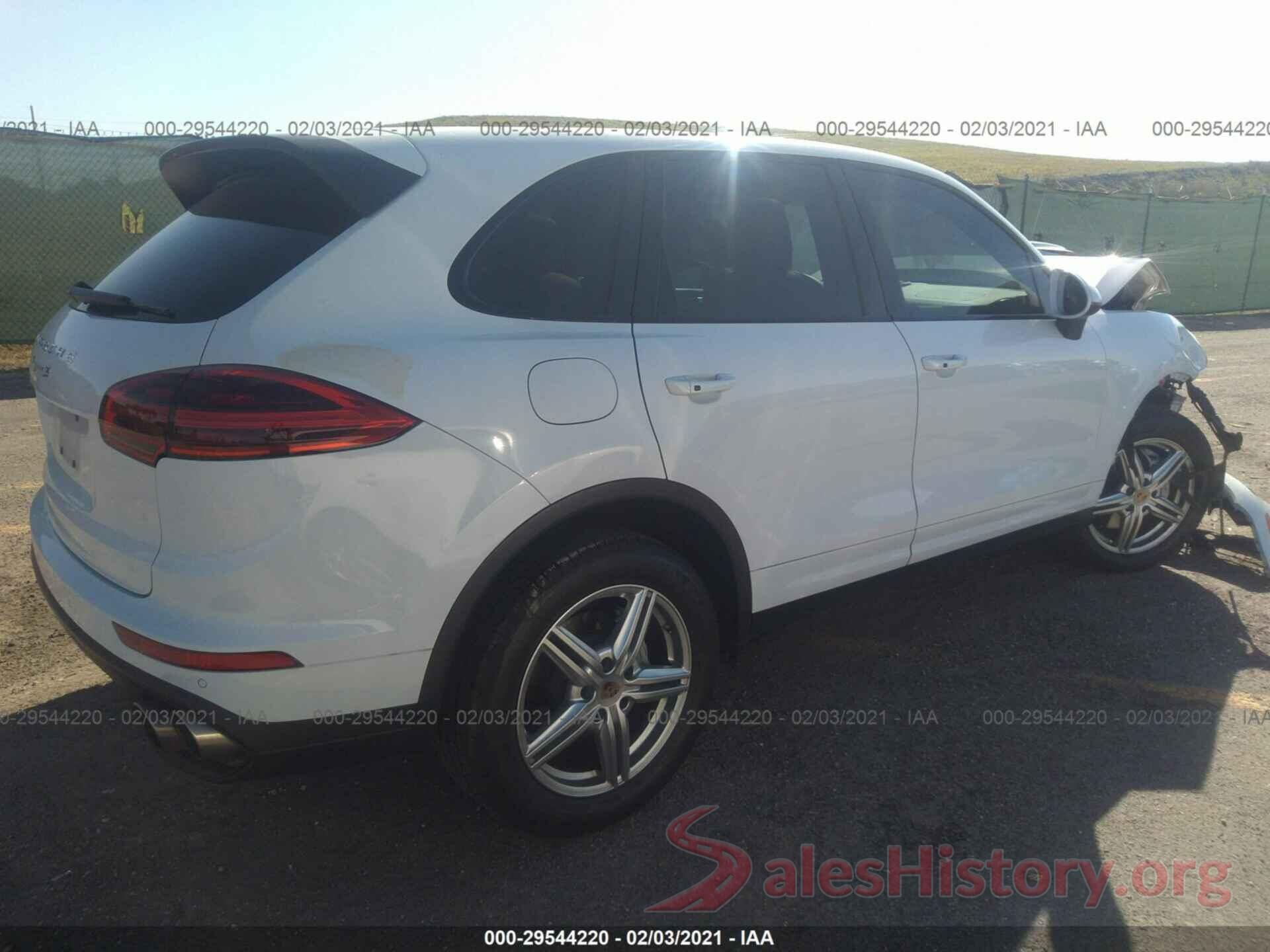 WP1AB2A24GLA92375 2016 PORSCHE CAYENNE