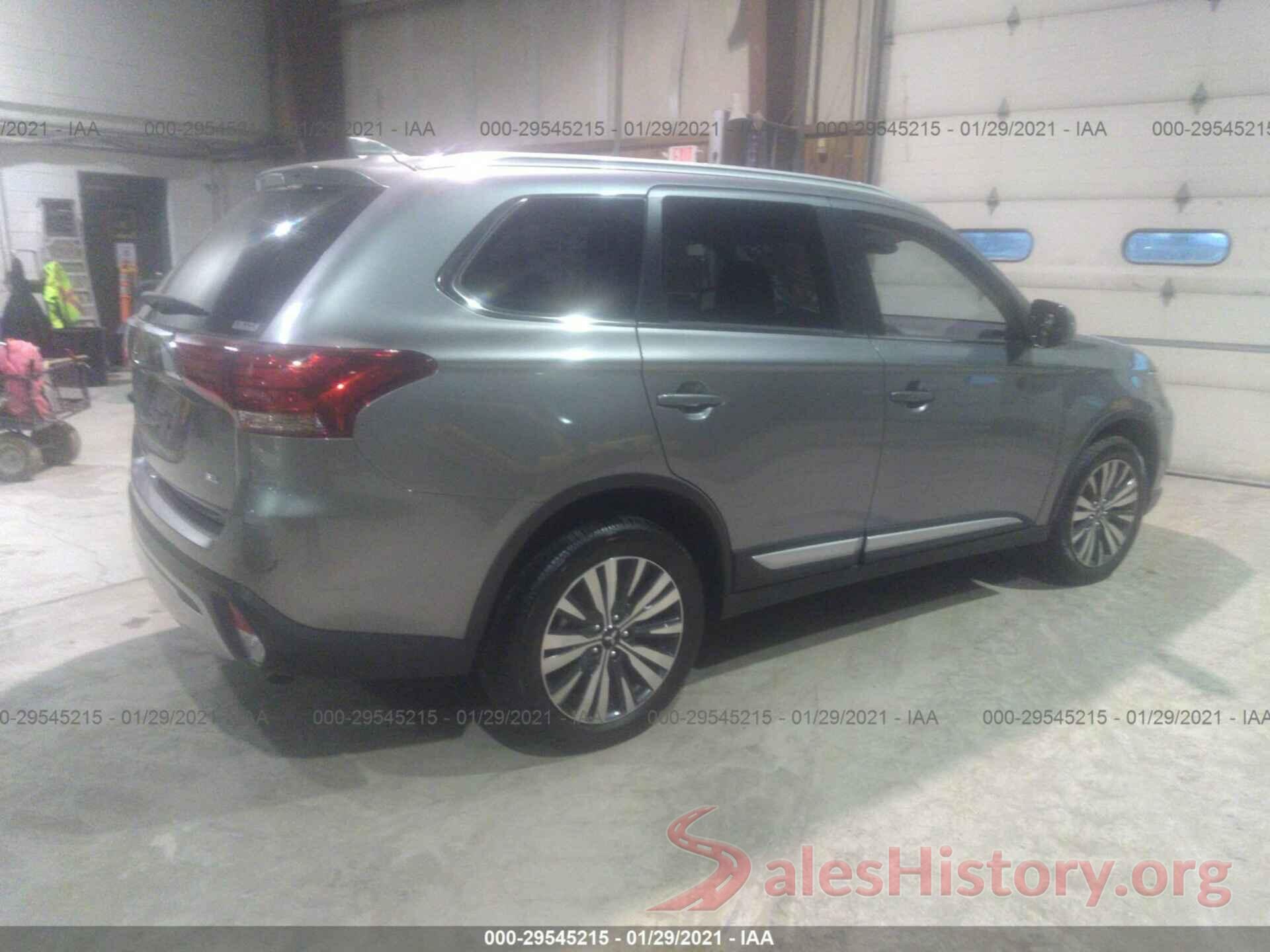 JA4AZ3A33LZ031449 2020 MITSUBISHI OUTLANDER