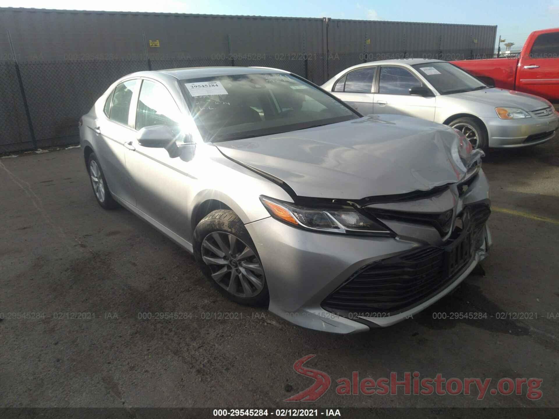 4T1B11HK5KU192492 2019 TOYOTA CAMRY