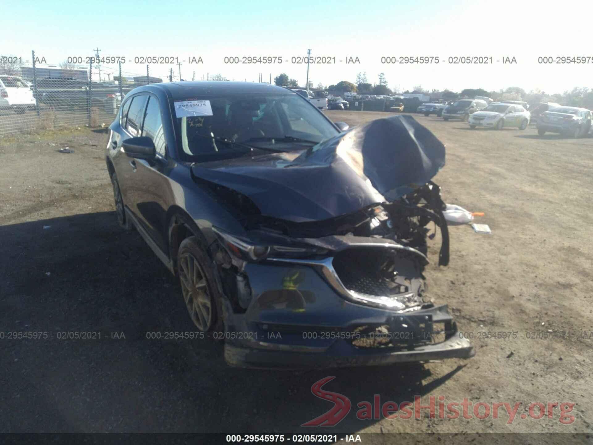 JM3KFADM7J0300735 2018 MAZDA CX-5