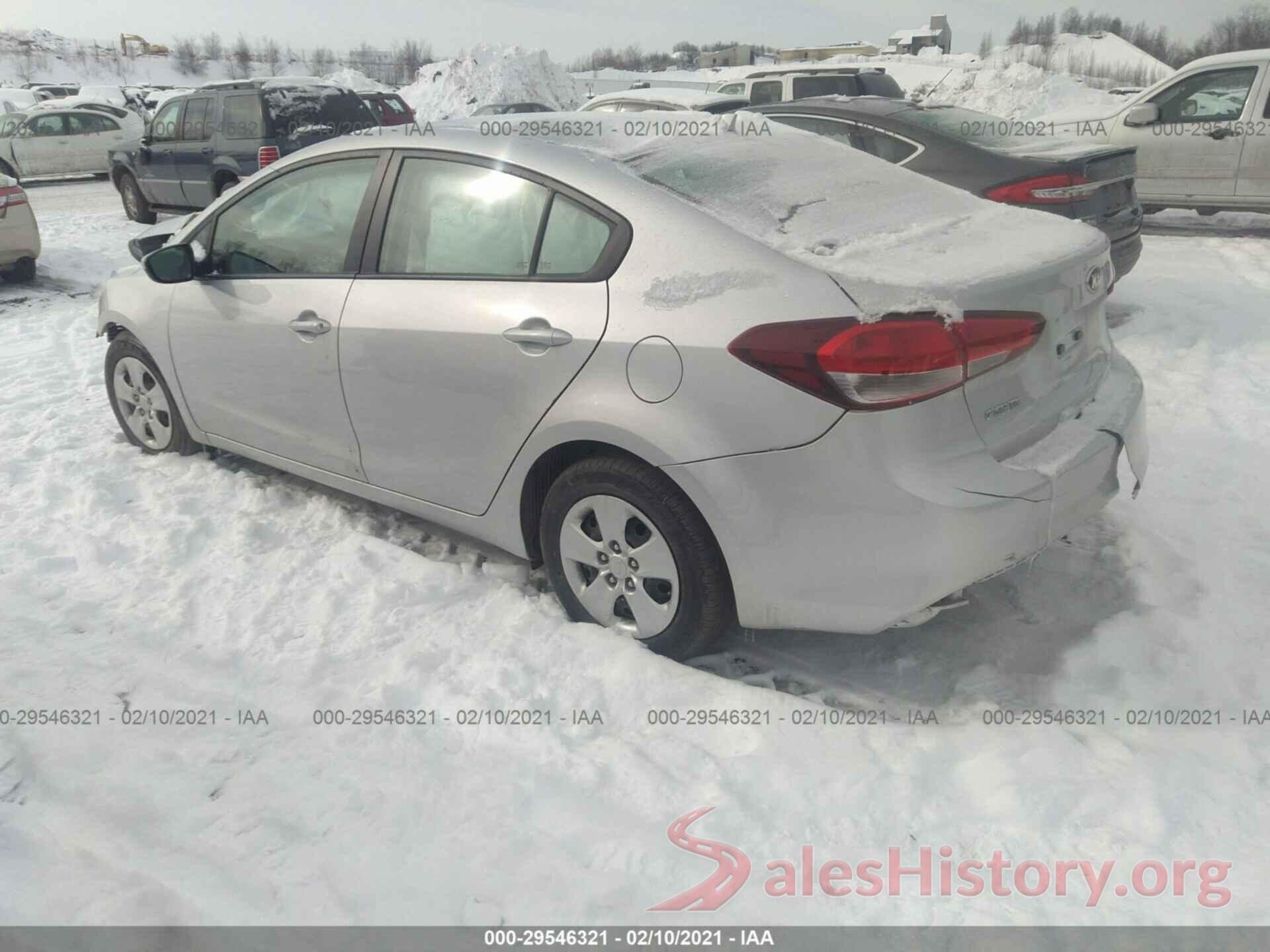 3KPFK4A73JE235833 2018 KIA FORTE