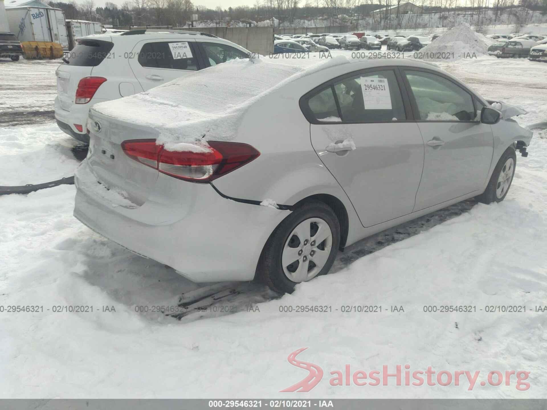 3KPFK4A73JE235833 2018 KIA FORTE