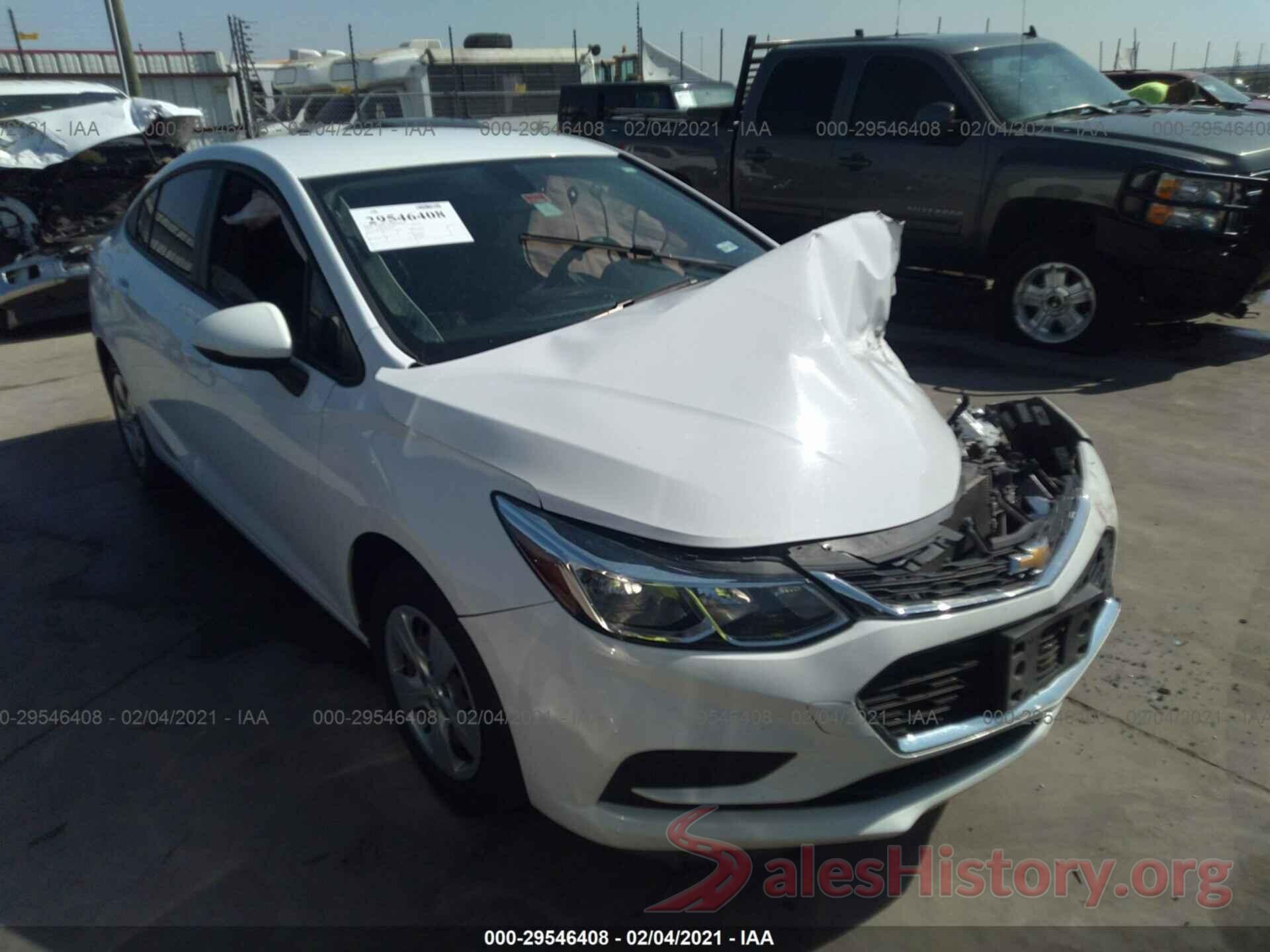 1G1BC5SM7J7201117 2018 CHEVROLET CRUZE