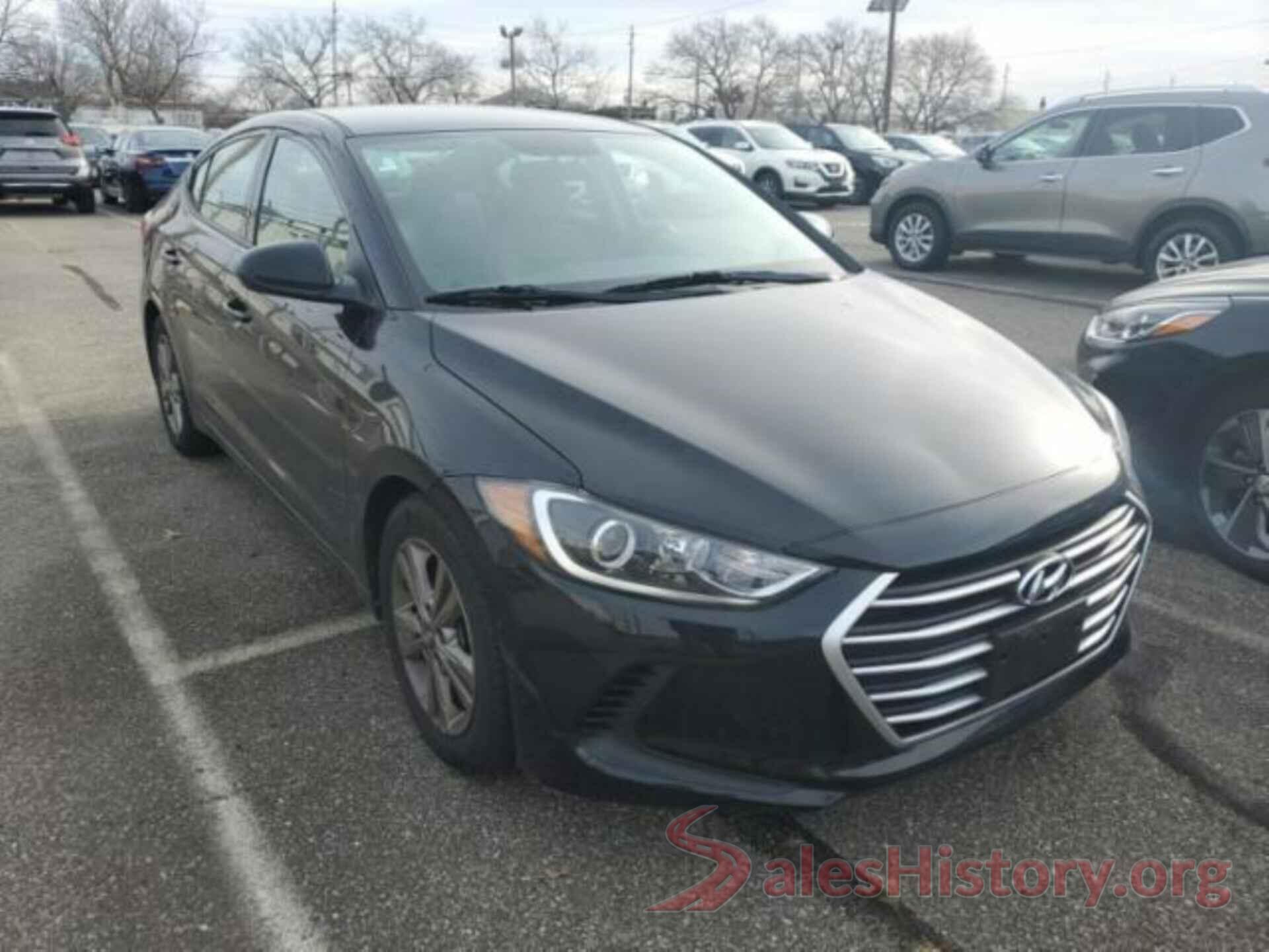 5NPD84LFXJH333389 2018 HYUNDAI ELANTRA