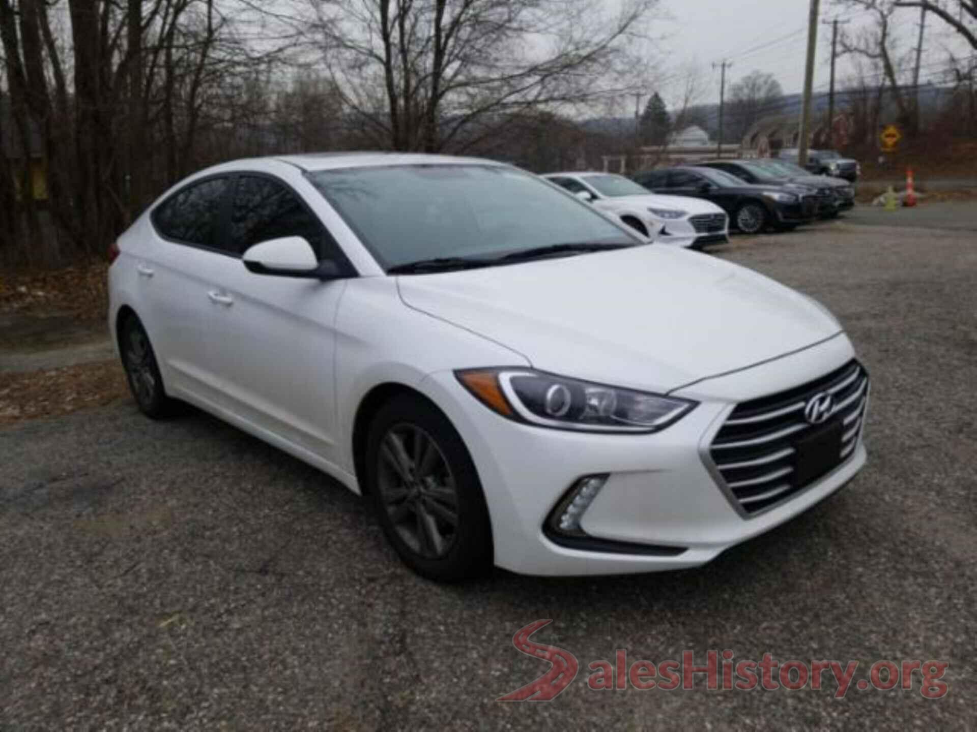 5NPD84LFXJH366084 2018 HYUNDAI ELANTRA