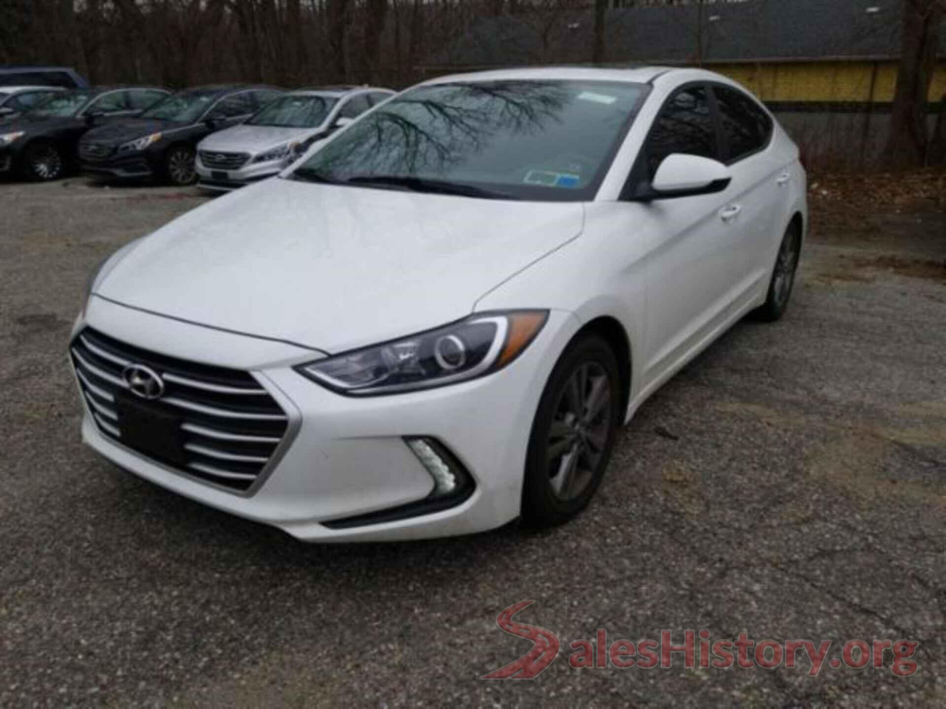 5NPD84LFXJH366084 2018 HYUNDAI ELANTRA