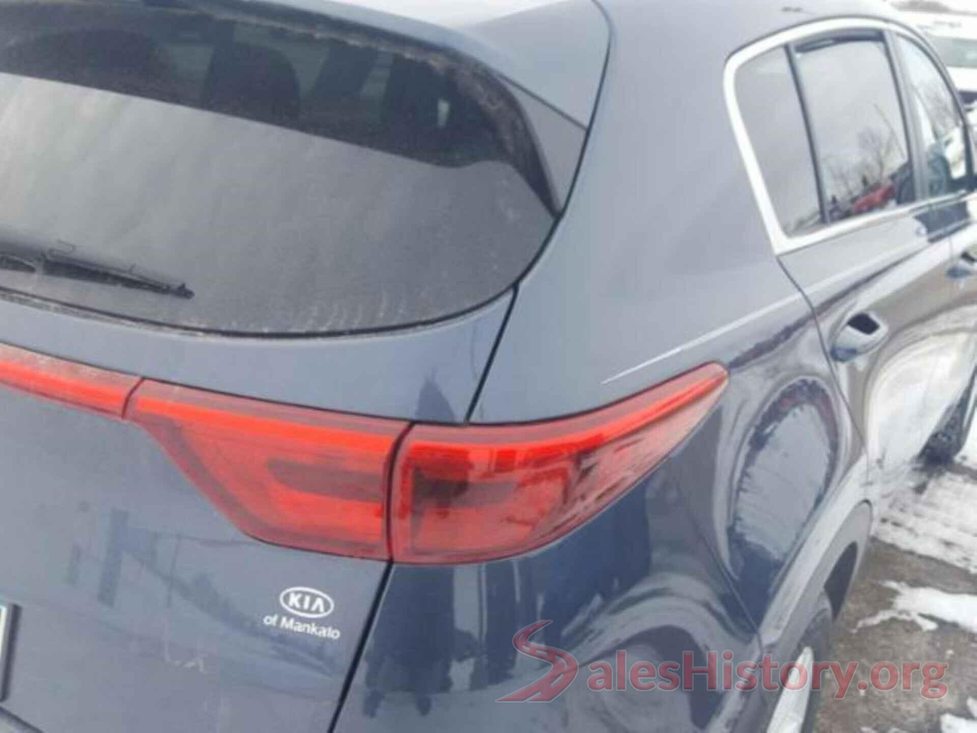 KNDPMCAC4J7449090 2018 KIA SPORTAGE