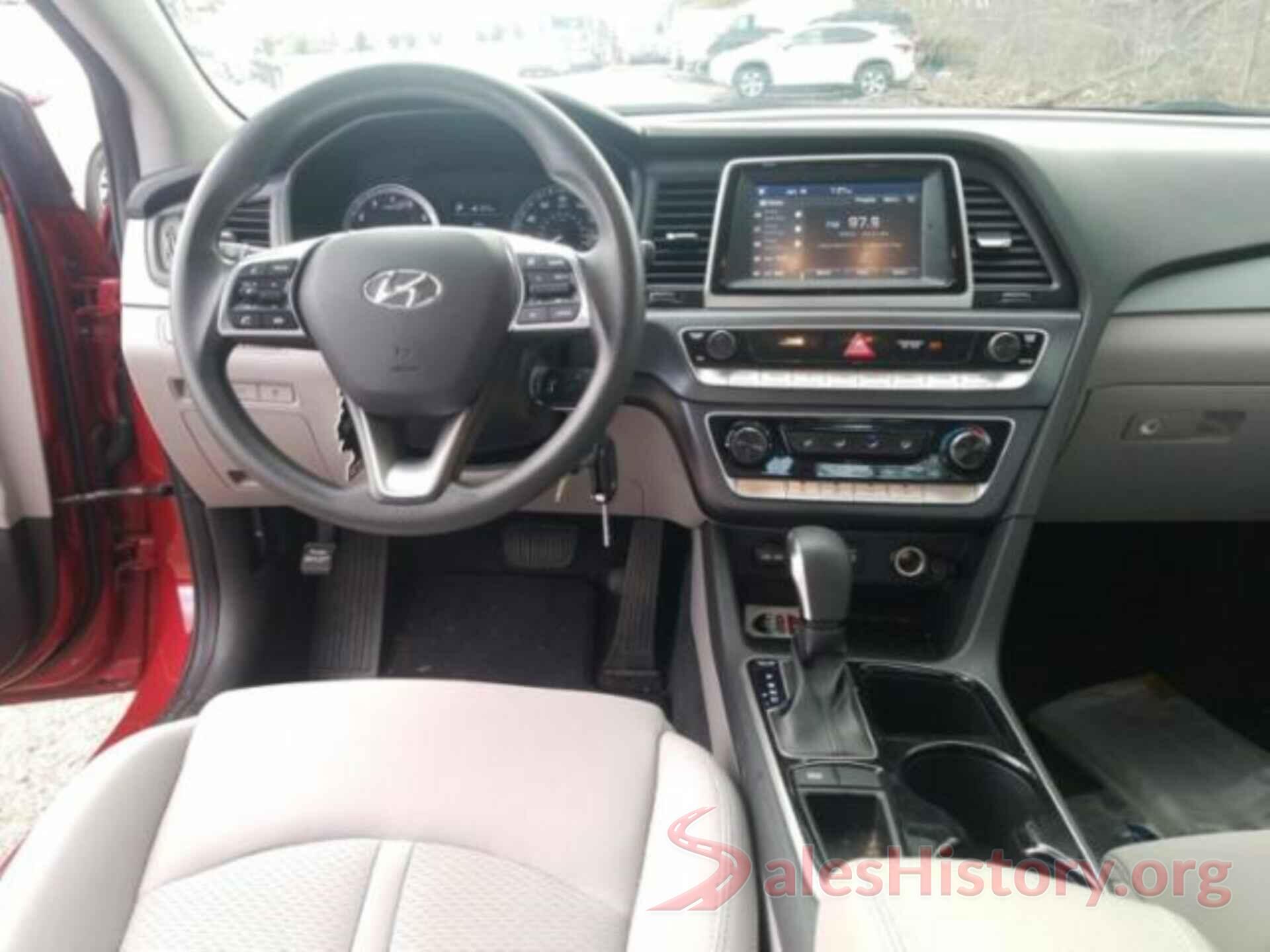 5NPE24AFXJH606498 2018 HYUNDAI SONATA