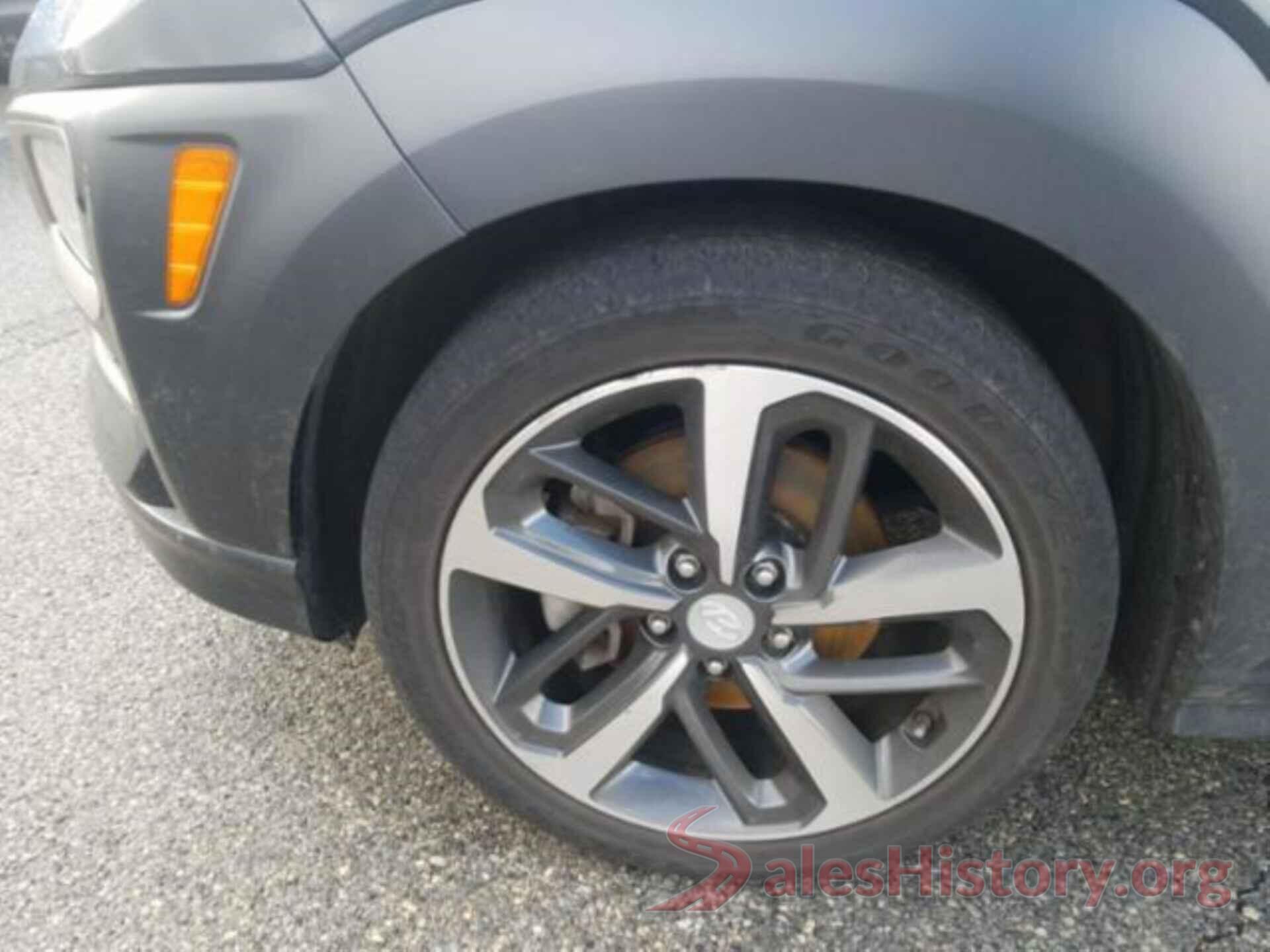 KM8K3CA51JU065862 2018 HYUNDAI KONA