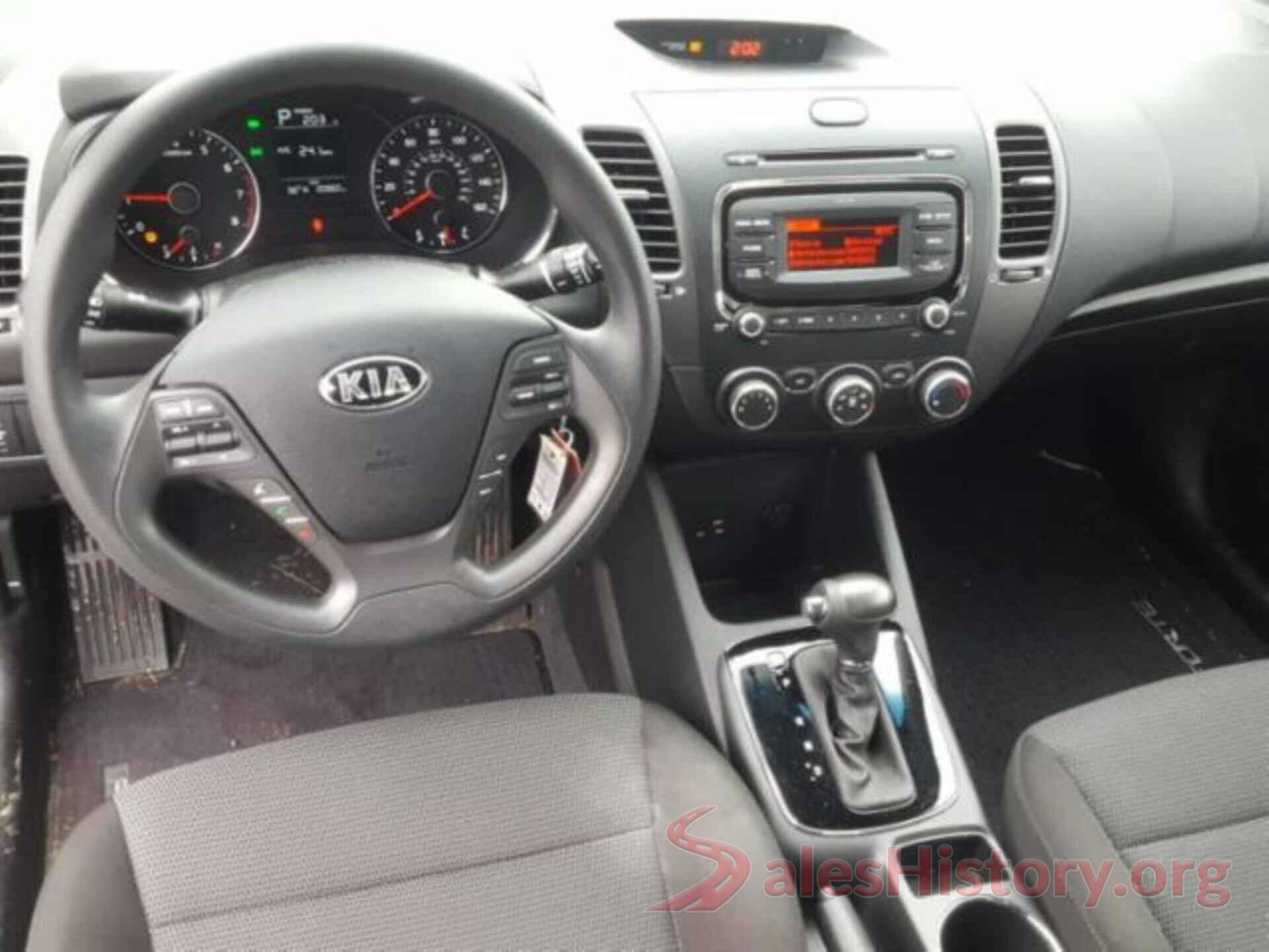 3KPFK4A73JE234584 2018 KIA FORTE