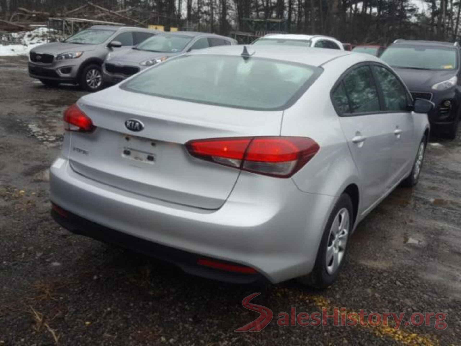 3KPFK4A73JE234584 2018 KIA FORTE