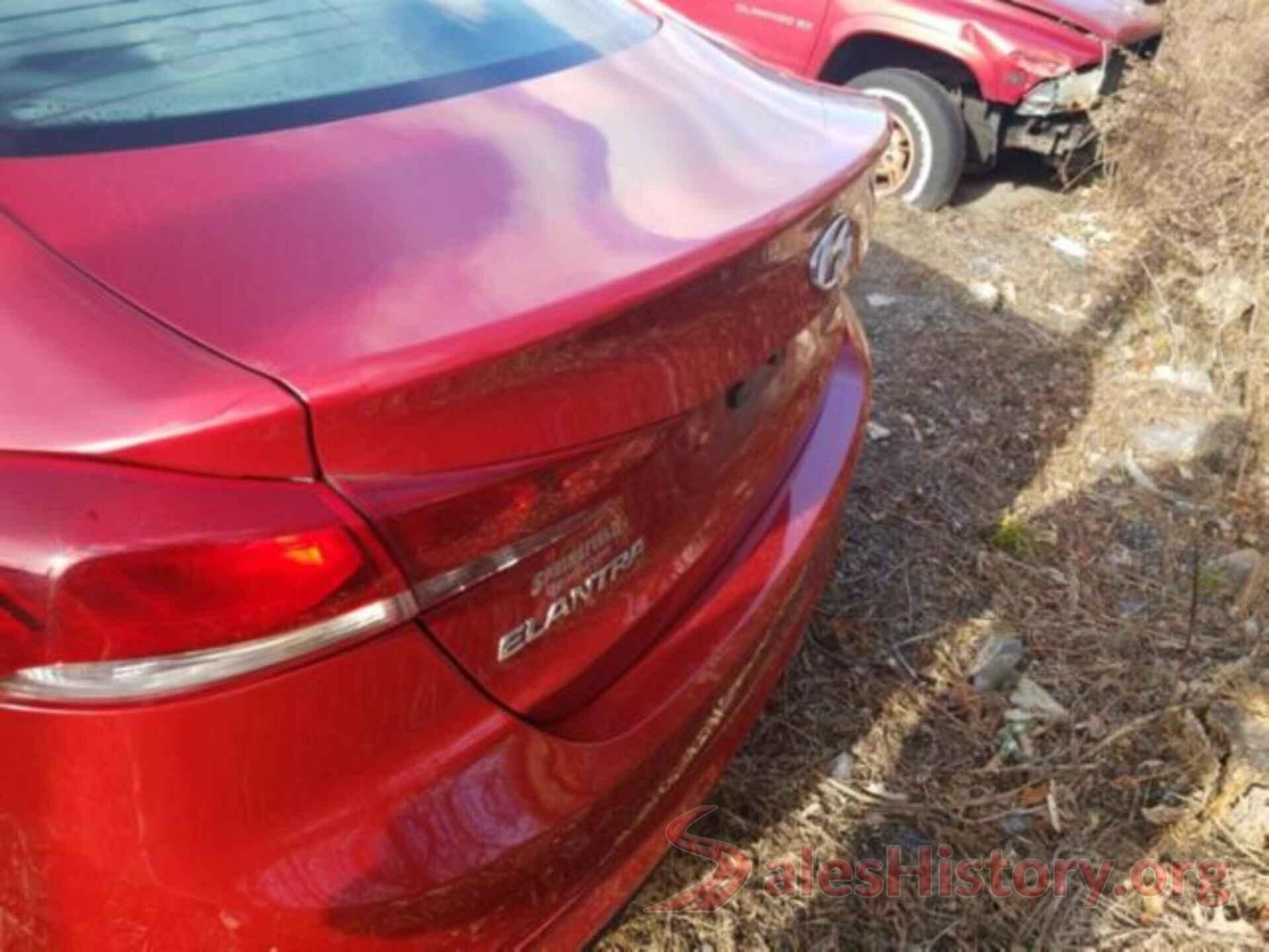 5NPD84LF1JH247484 2018 HYUNDAI ELANTRA