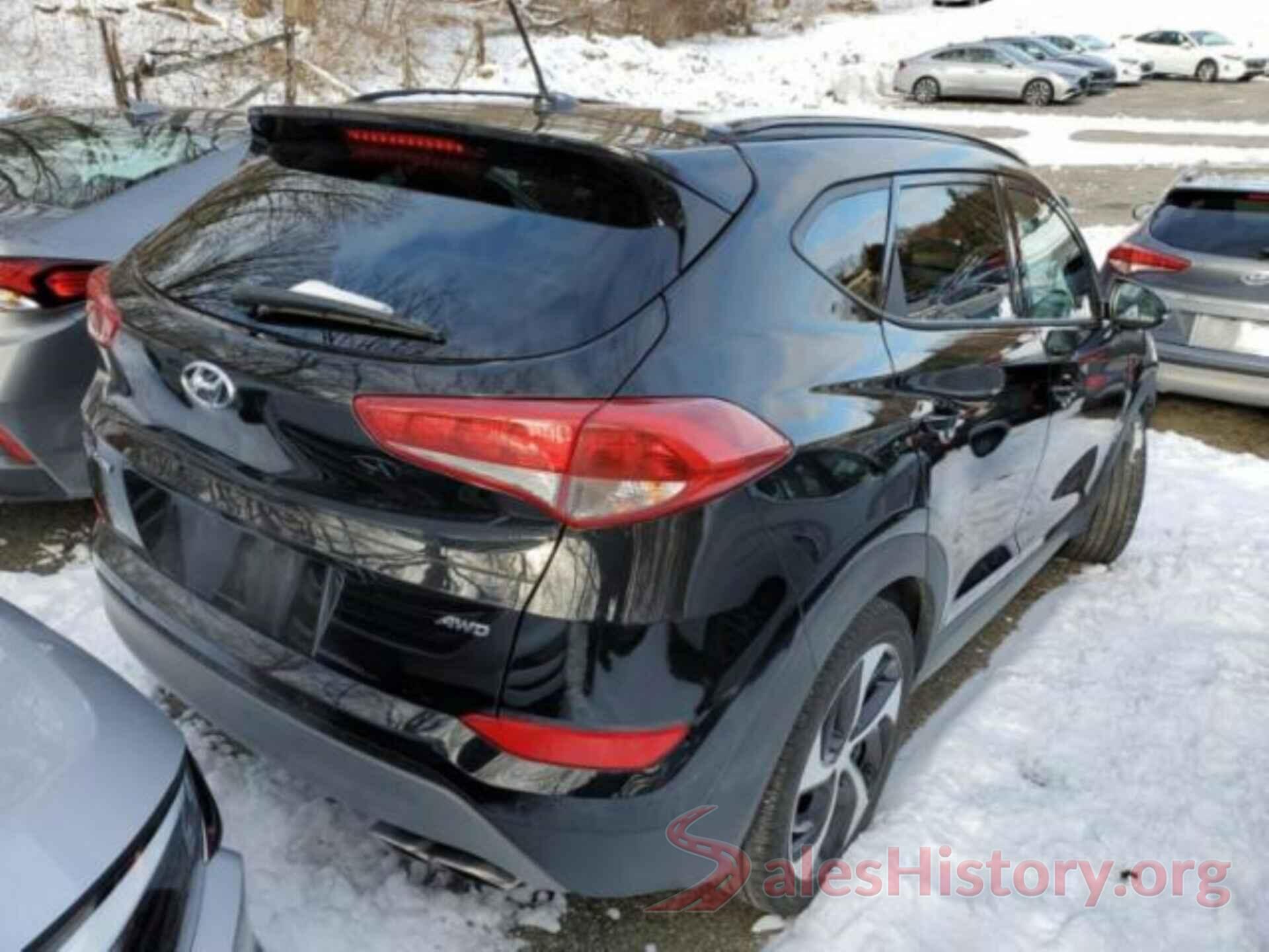 KM8J3CA29HU567689 2017 HYUNDAI TUCSON