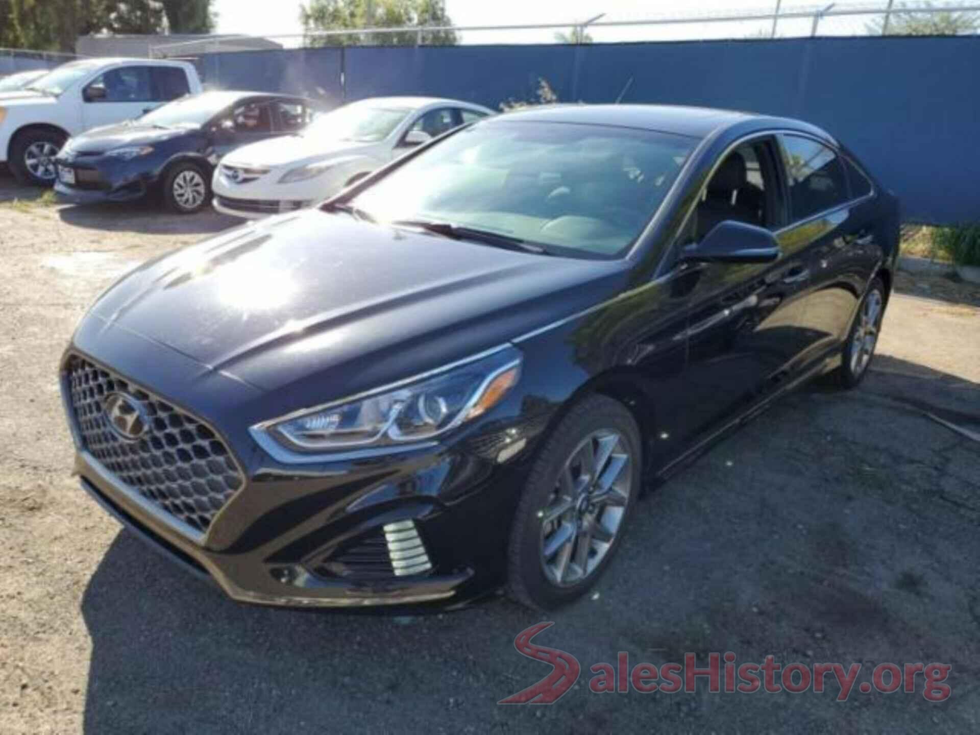 5NPE34AB8JH607367 2018 HYUNDAI SONATA