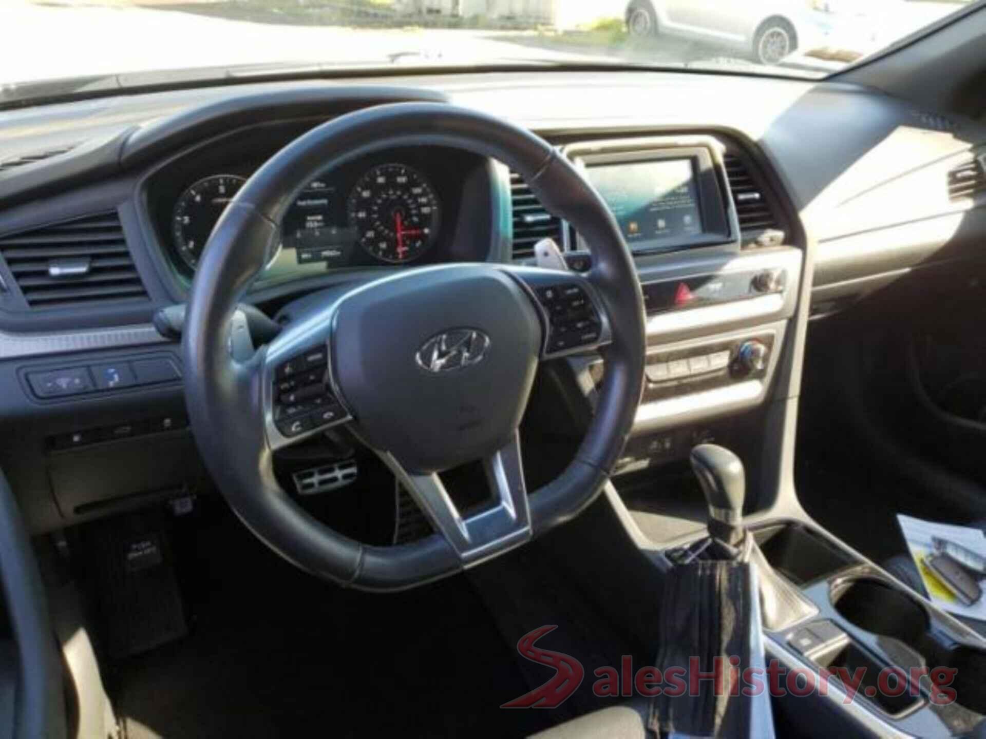 5NPE34AB8JH607367 2018 HYUNDAI SONATA