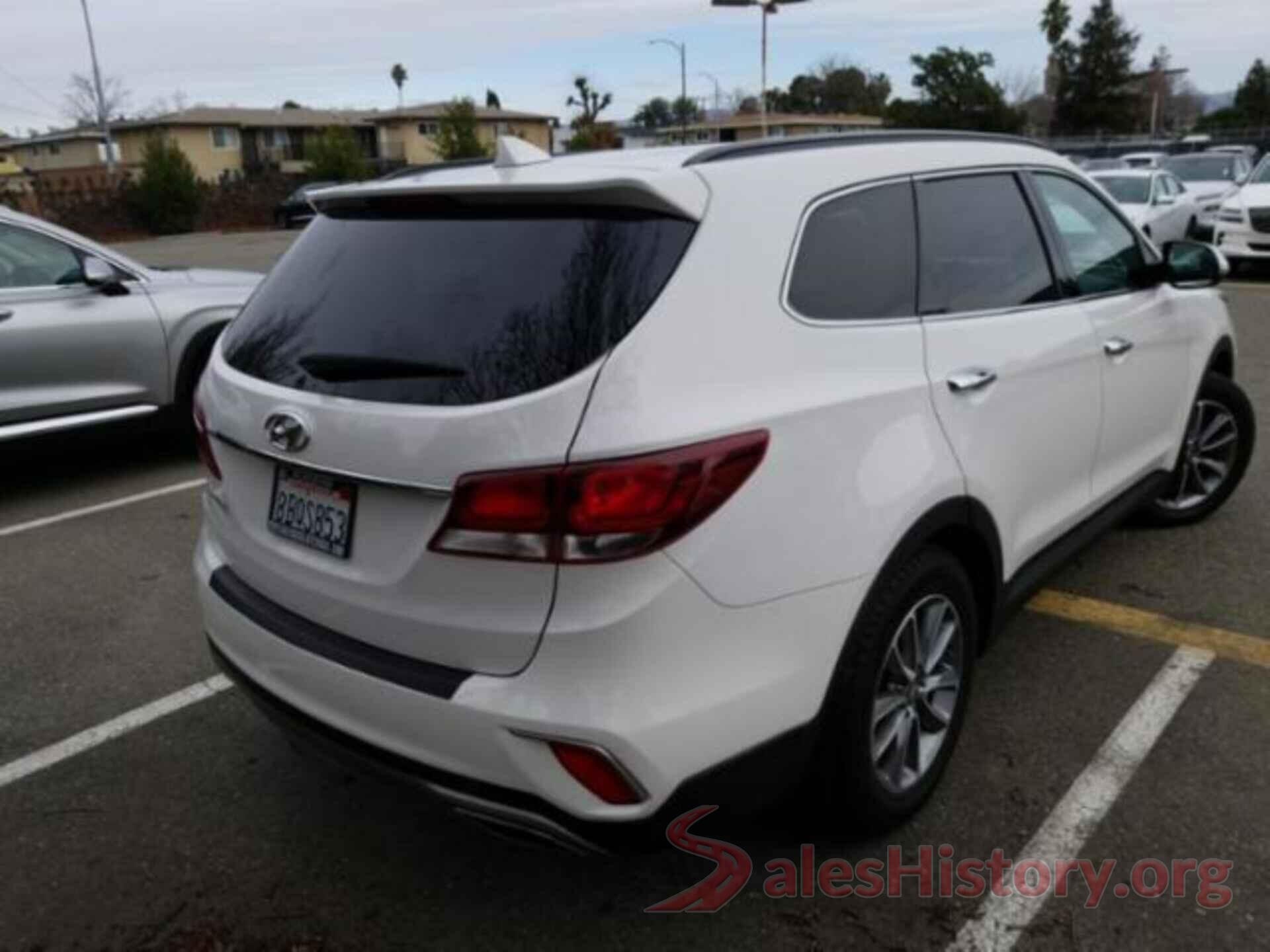 KM8SN4HF8JU265636 2018 HYUNDAI SANTA FE