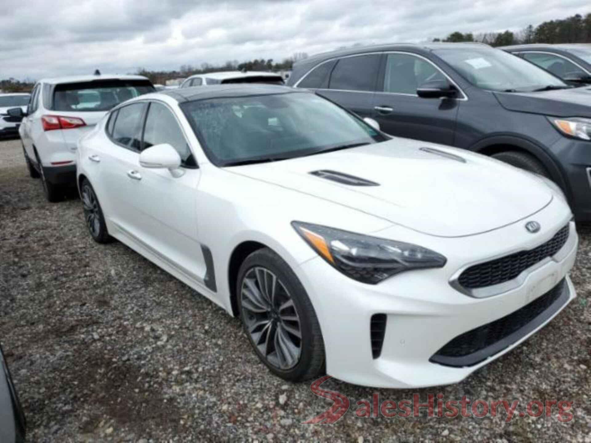 KNAE25LA9J6026674 2018 KIA STINGER