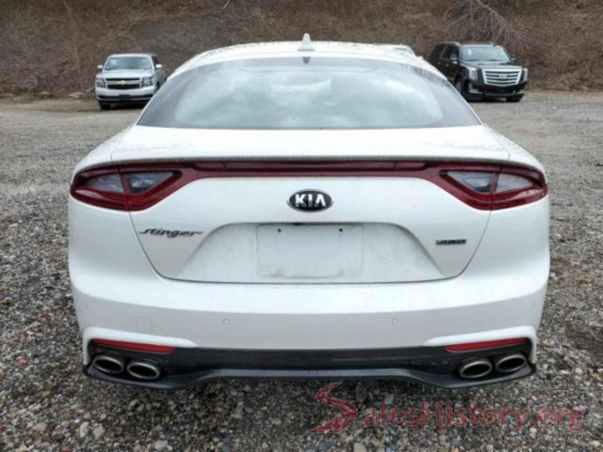 KNAE25LA9J6026674 2018 KIA STINGER