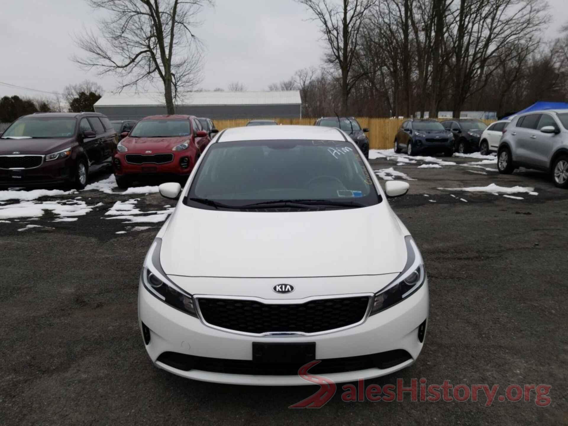 3KPFK4A74JE236134 2018 KIA FORTE