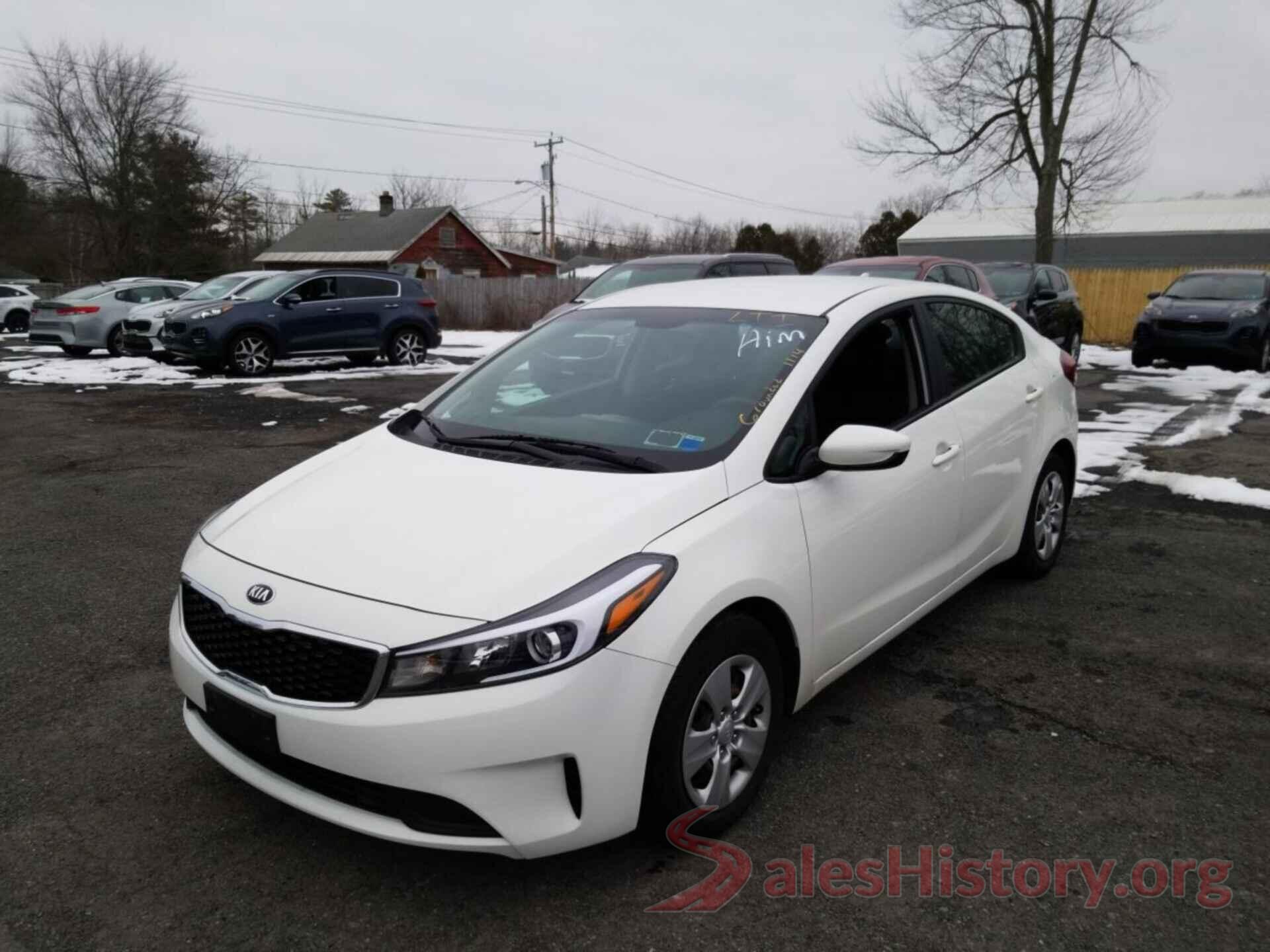 3KPFK4A74JE236134 2018 KIA FORTE