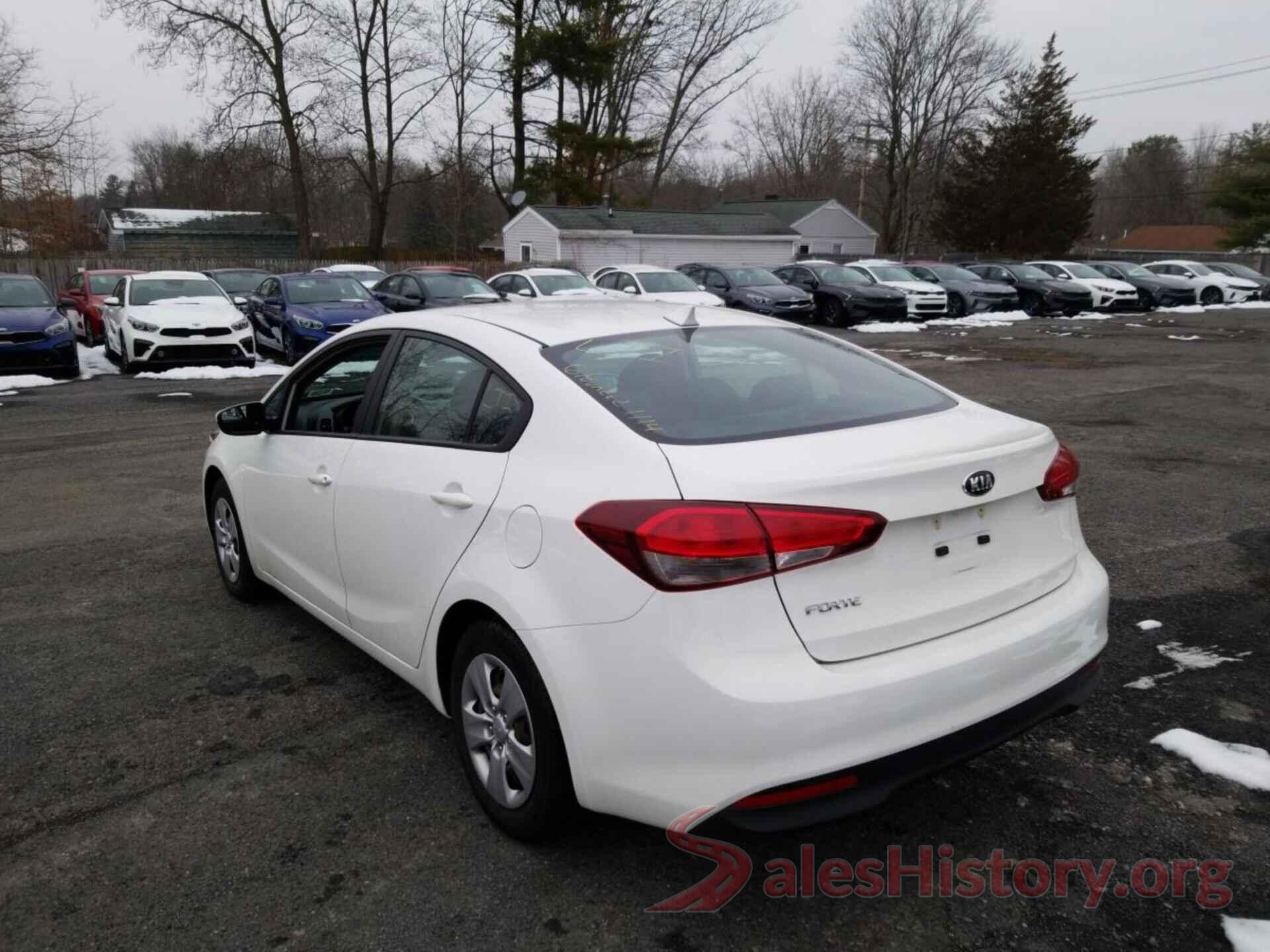 3KPFK4A74JE236134 2018 KIA FORTE