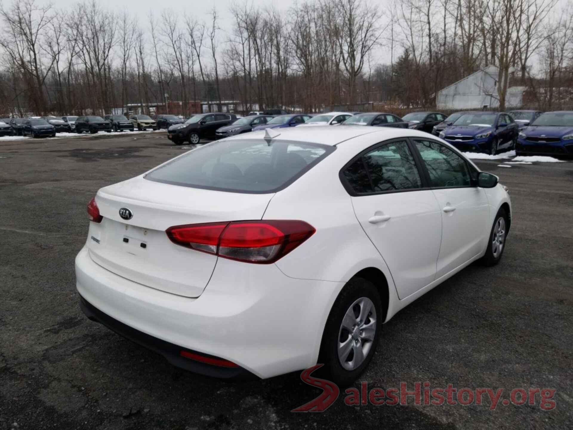 3KPFK4A74JE236134 2018 KIA FORTE