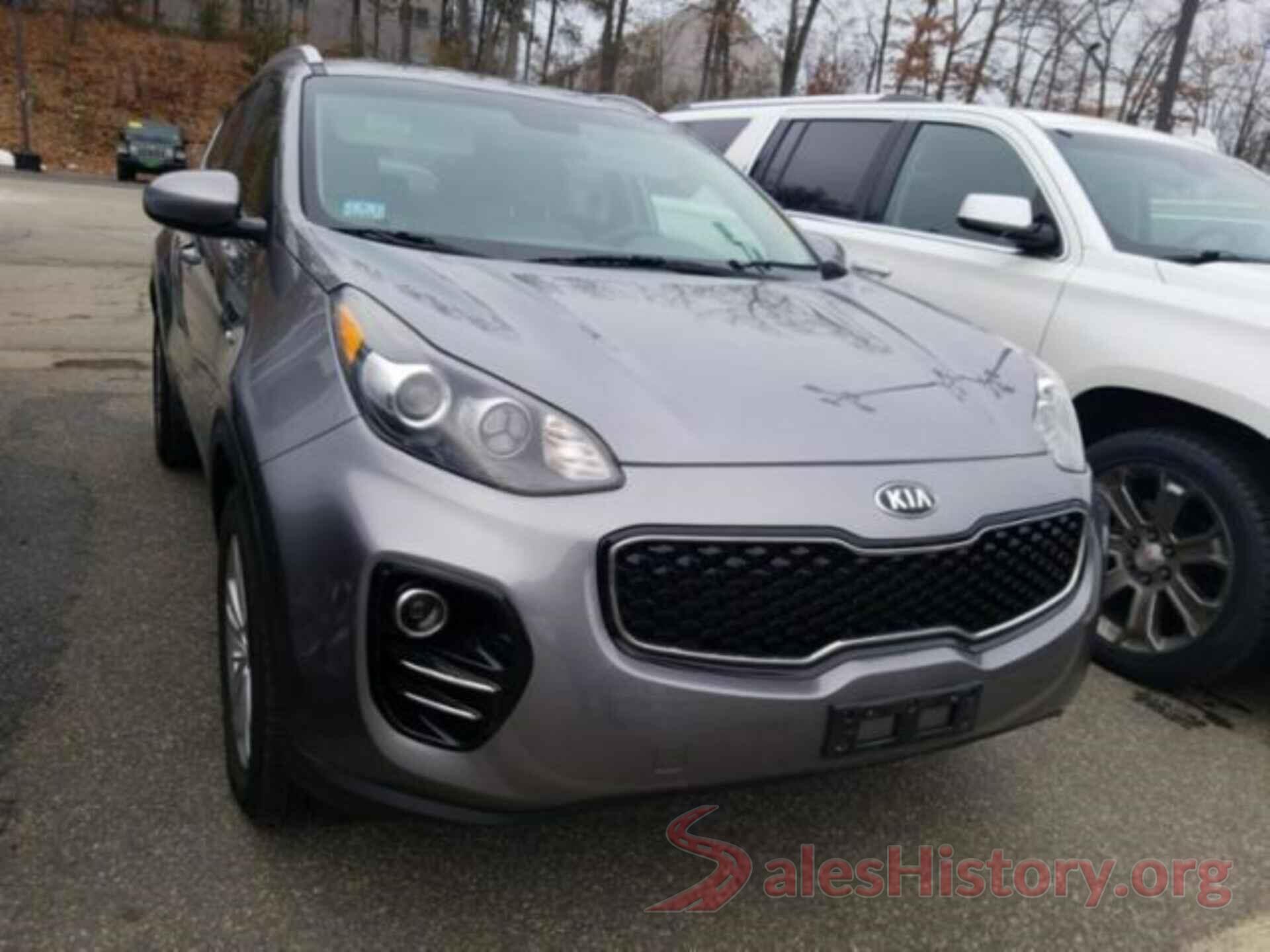 KNDPMCAC1J7396185 2018 KIA SPORTAGE