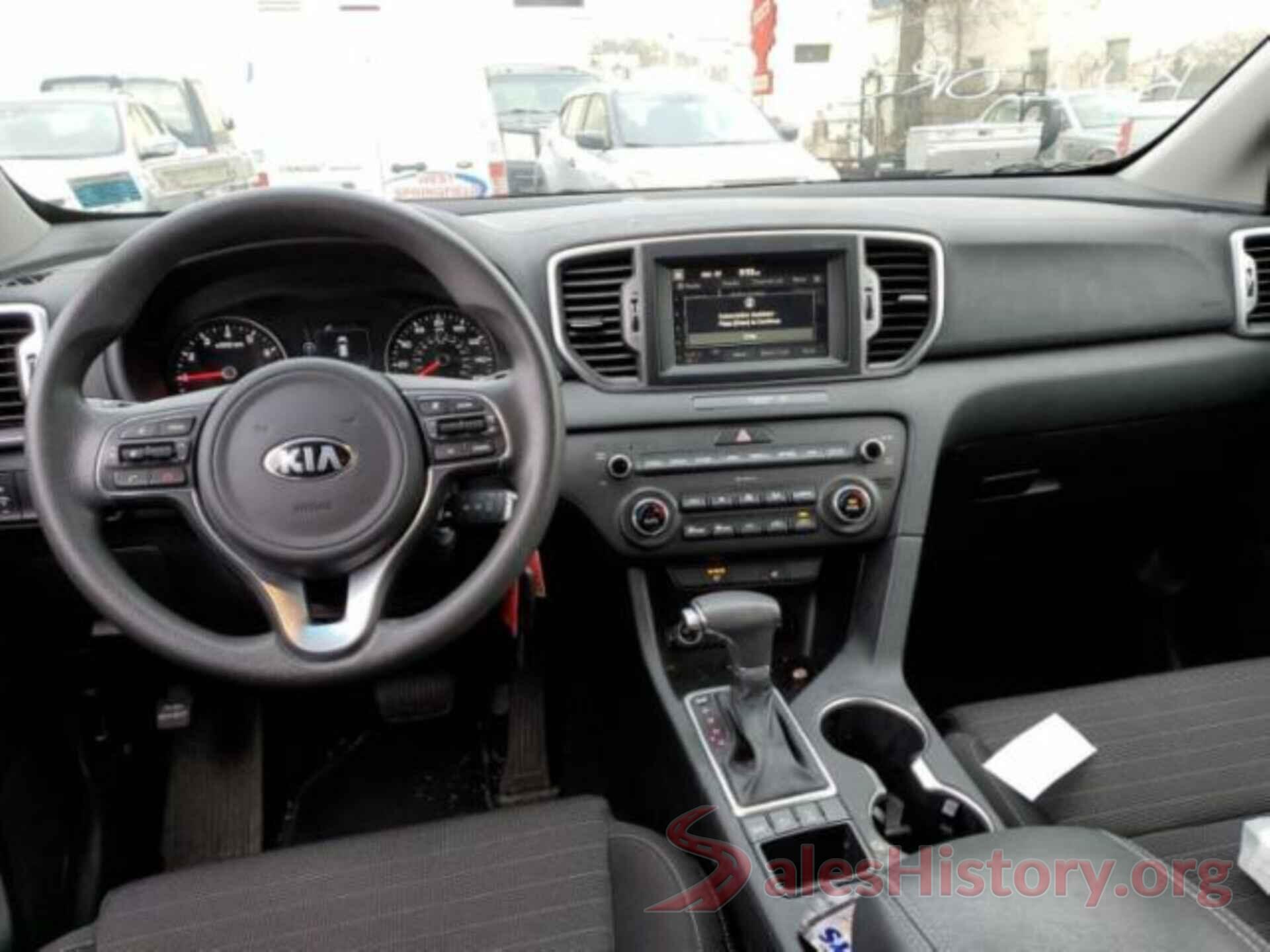 KNDPMCAC2J7449914 2018 KIA SPORTAGE