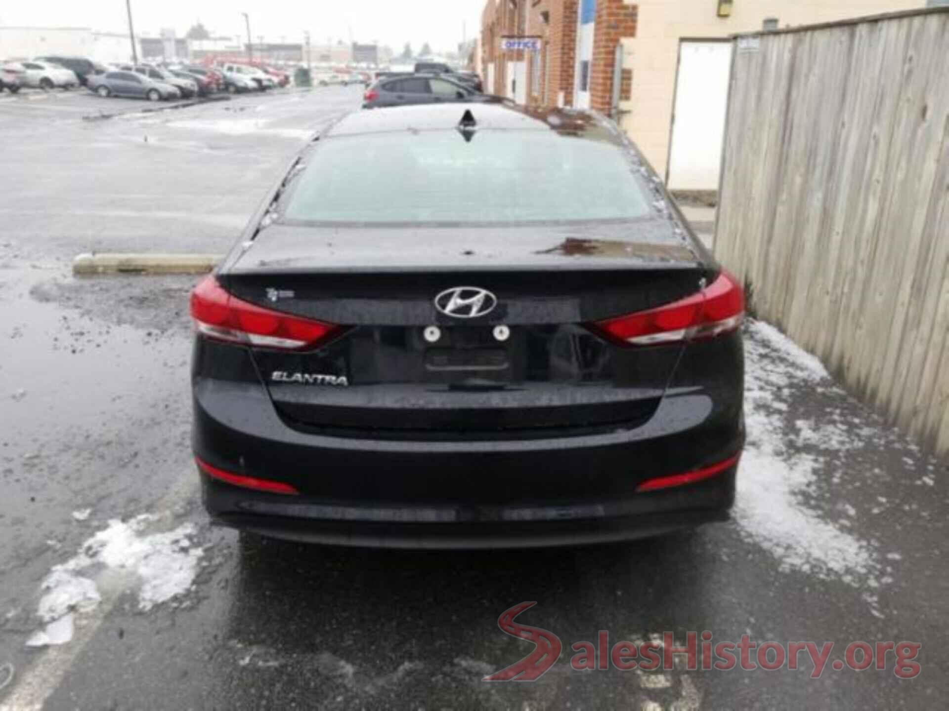 5NPD84LF0JH310171 2018 HYUNDAI ELANTRA